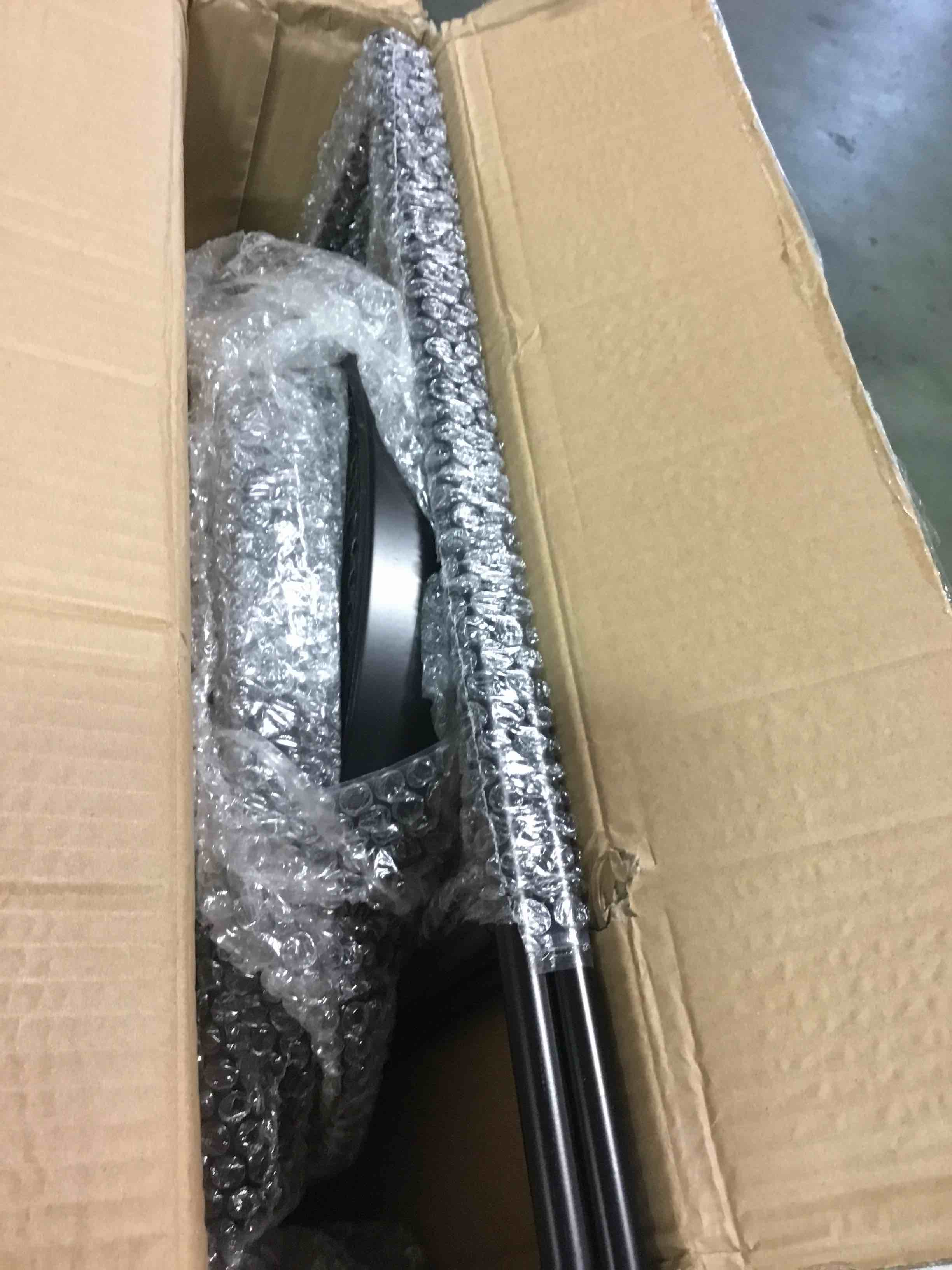 https://s3.amazonaws.com/lotting-images-prod/bidfta/BLU5710958_1713962442355.jpeg