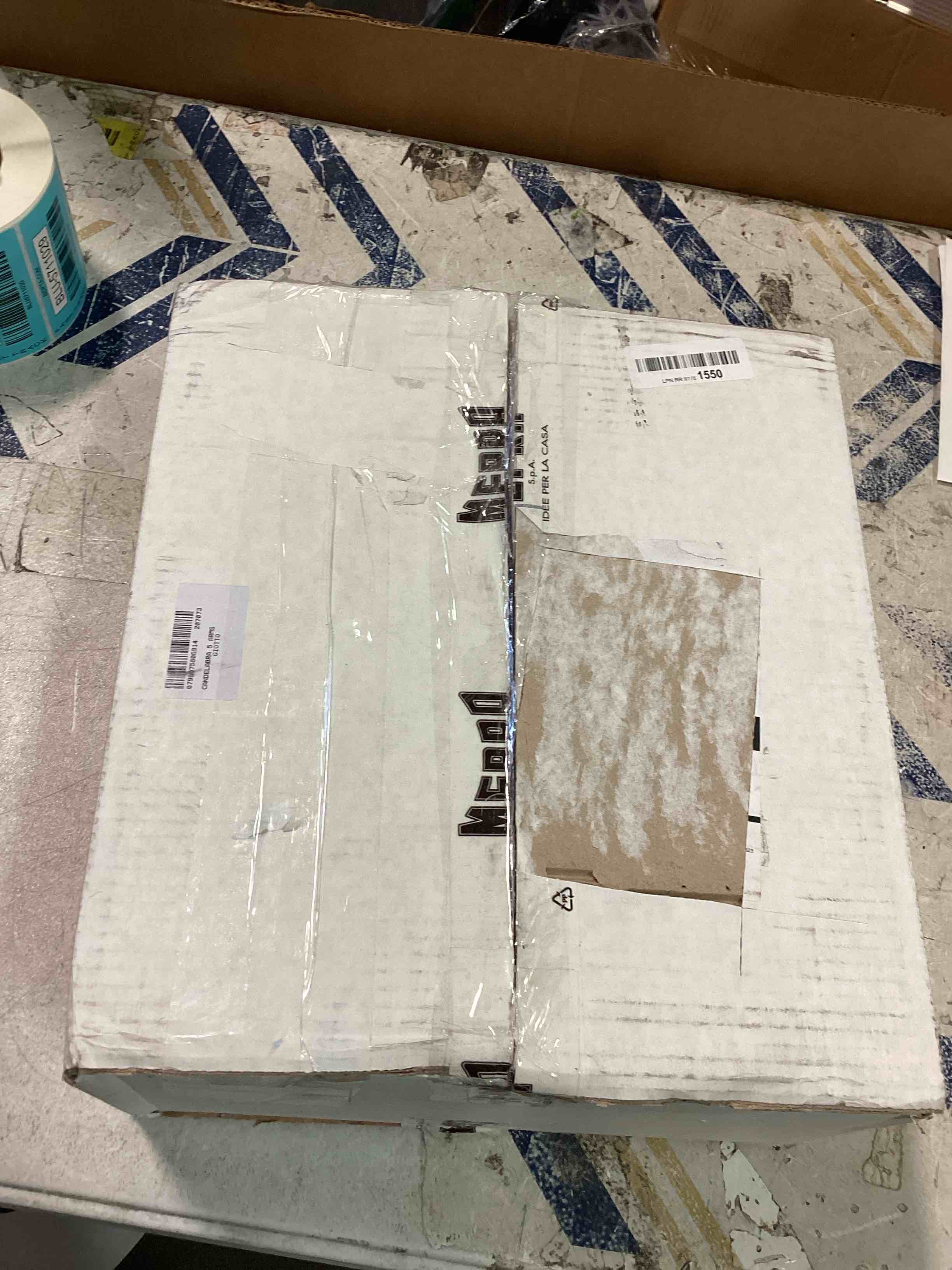 https://s3.amazonaws.com/lotting-images-prod/bidfta/BLU5711022_1714051377725.jpeg