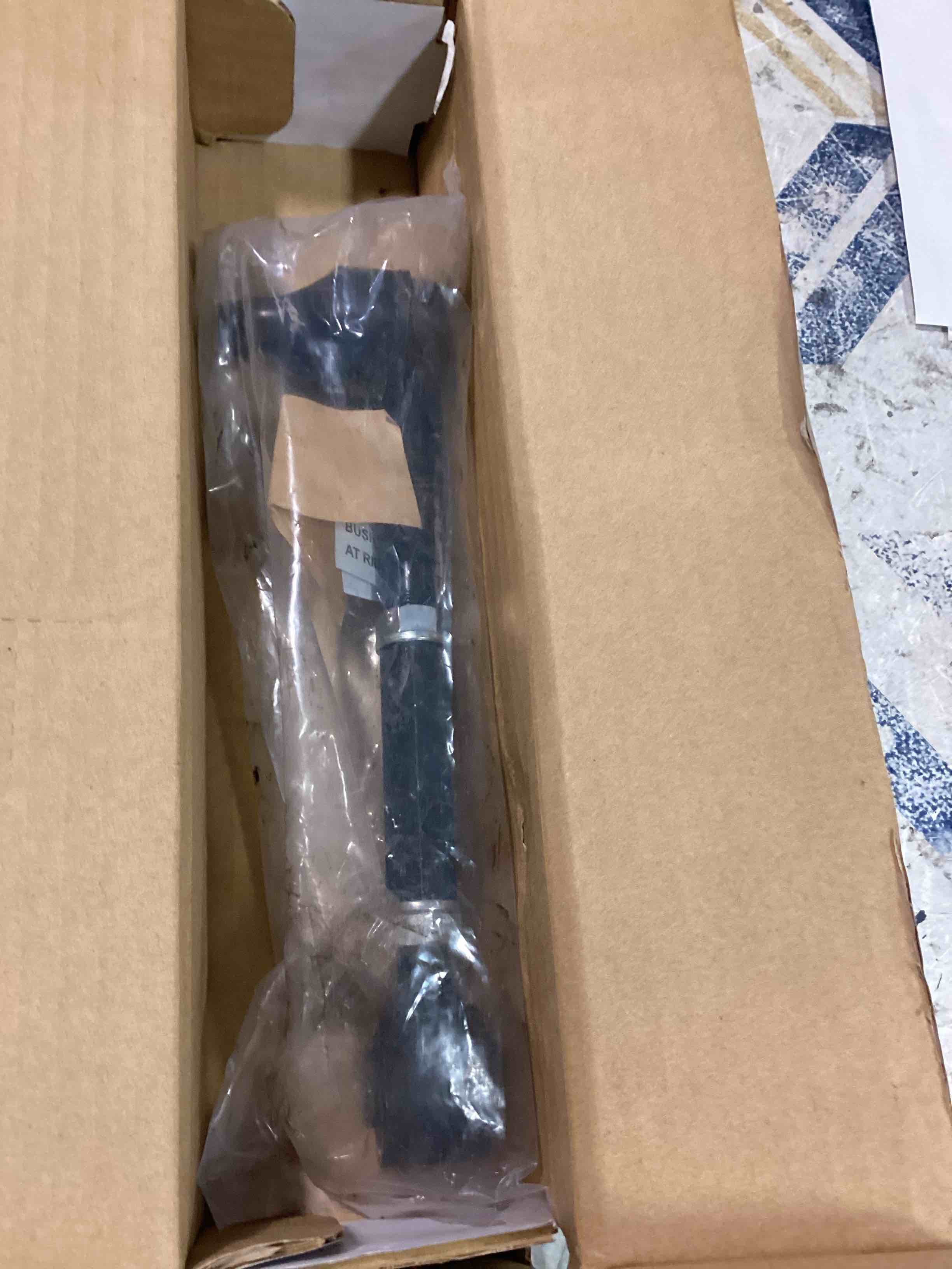 https://s3.amazonaws.com/lotting-images-prod/bidfta/BLU5711025_1714051673482.jpeg