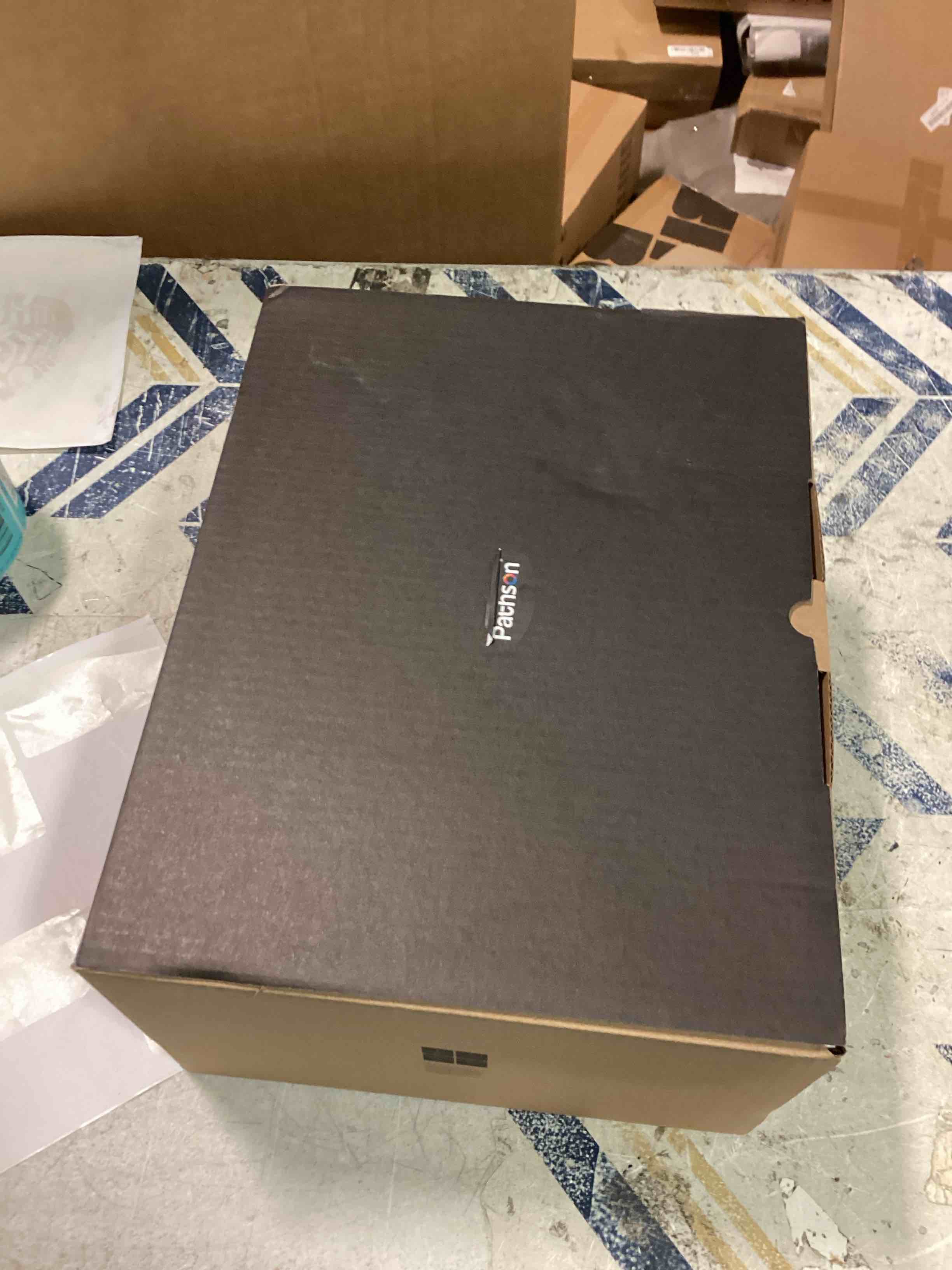 https://s3.amazonaws.com/lotting-images-prod/bidfta/BLU5711104_1714063732587.jpeg