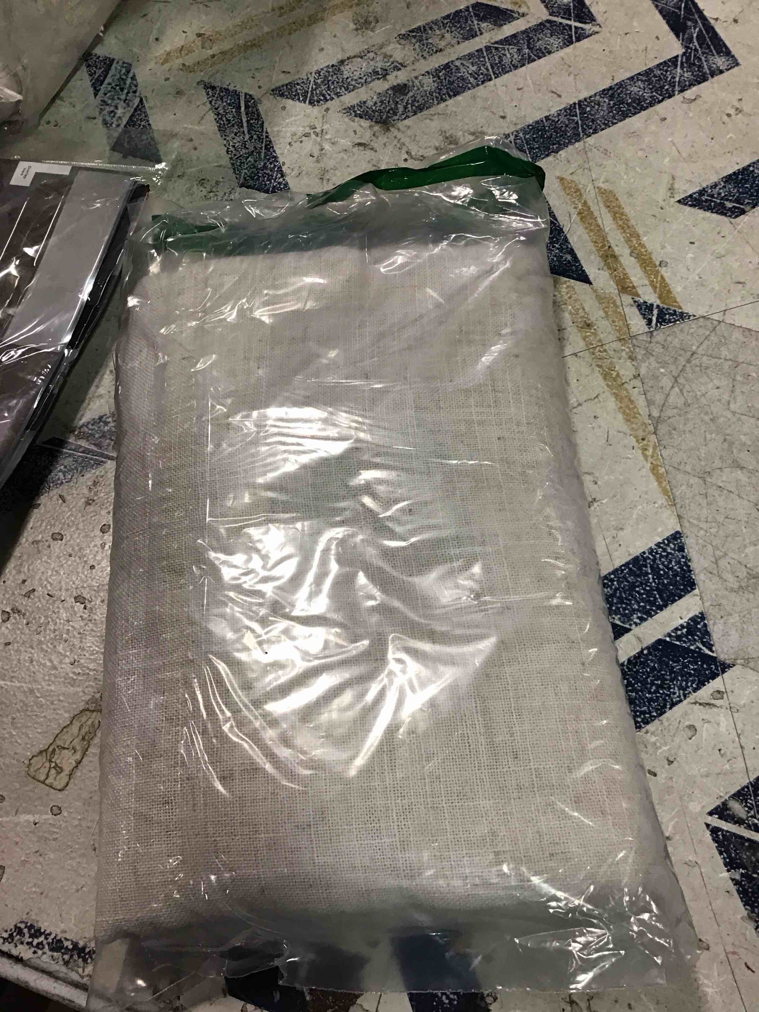 https://s3.amazonaws.com/lotting-images-prod/bidfta/BLU5711301_1714145633480.jpeg