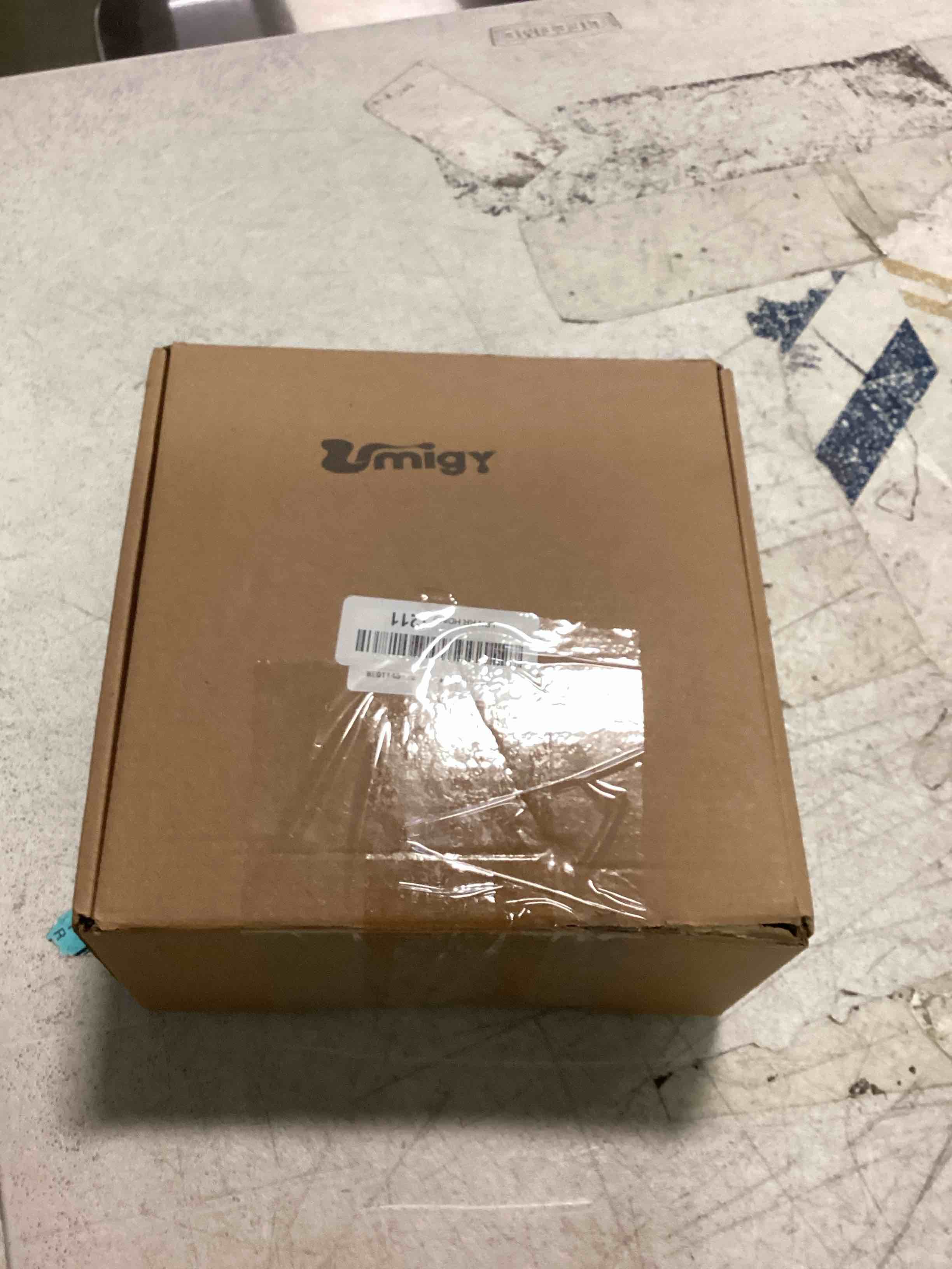 https://s3.amazonaws.com/lotting-images-prod/bidfta/BLU5711588_1714417462314.jpeg