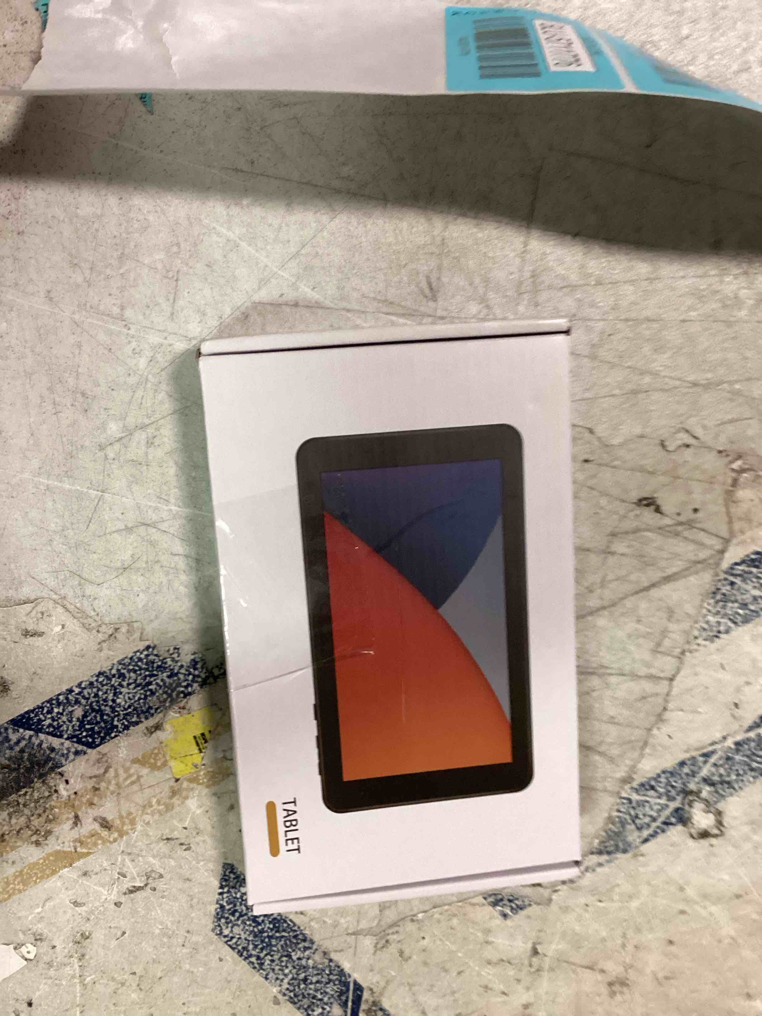 https://s3.amazonaws.com/lotting-images-prod/bidfta/BLU5711776_1714492273222.jpeg