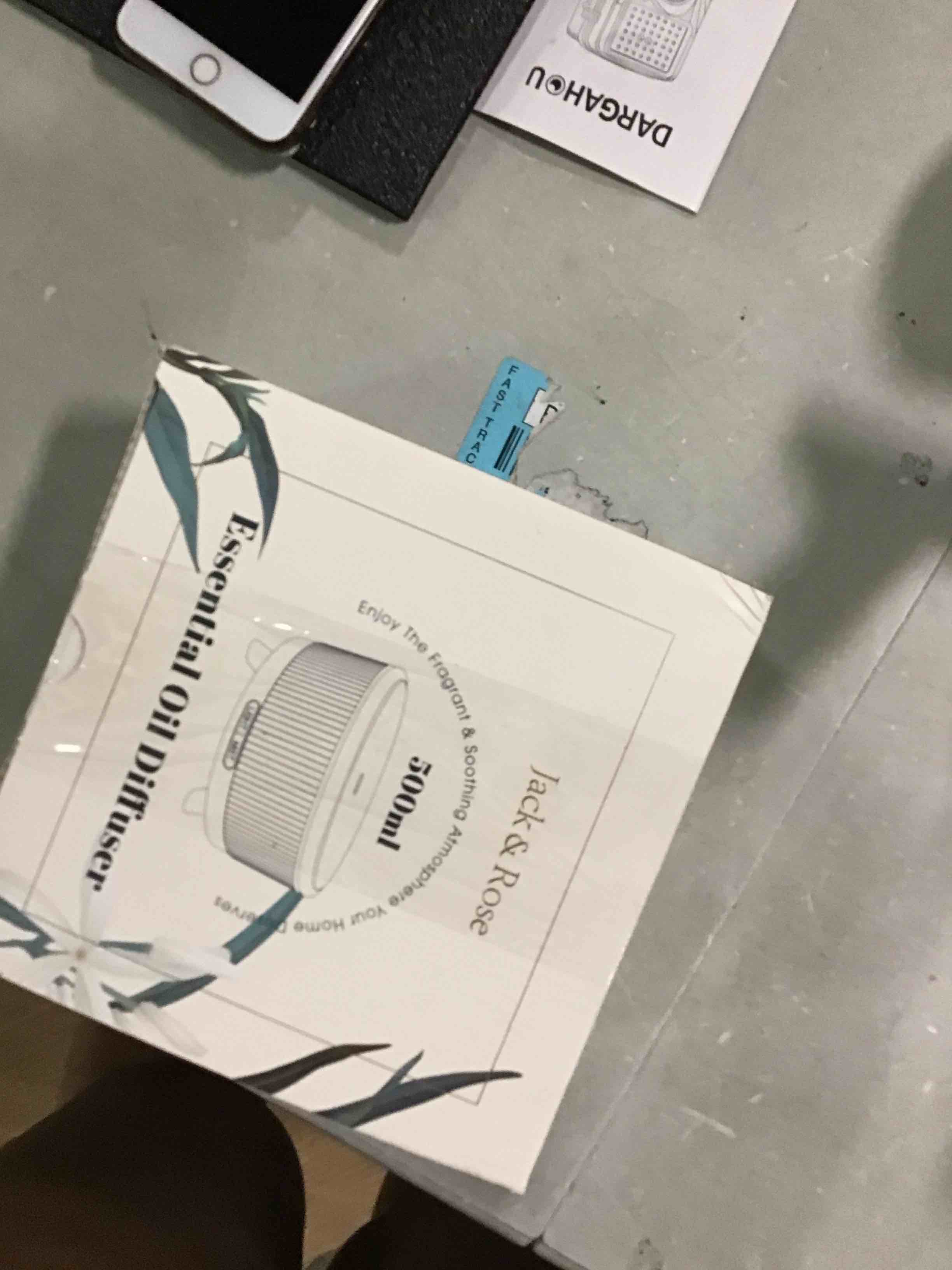 https://s3.amazonaws.com/lotting-images-prod/bidfta/BLU5713330_1714421083105.jpeg