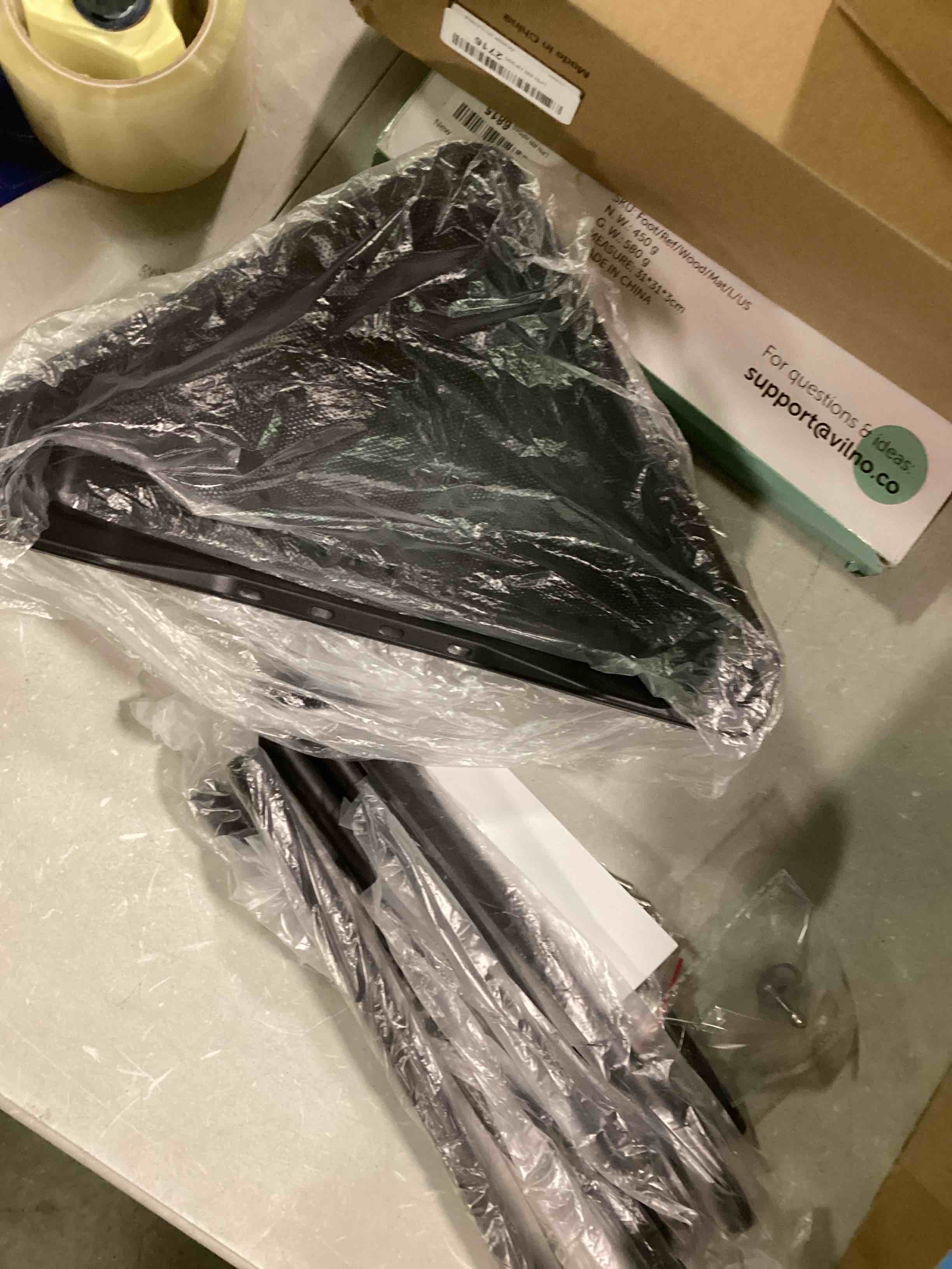 https://s3.amazonaws.com/lotting-images-prod/bidfta/BLU5713343_1714478923204.jpeg