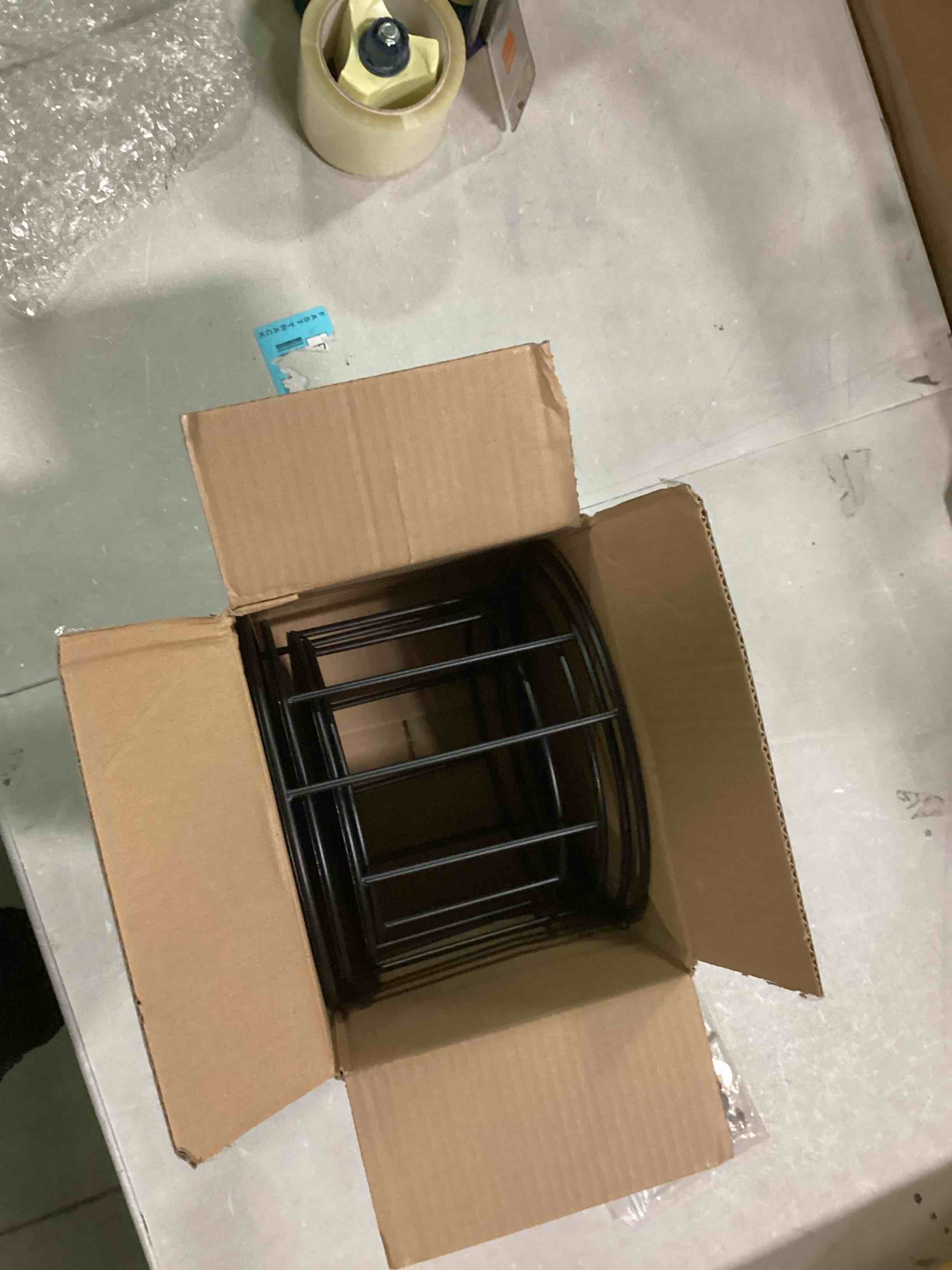 https://s3.amazonaws.com/lotting-images-prod/bidfta/BLU5713367_1714480941450.jpeg