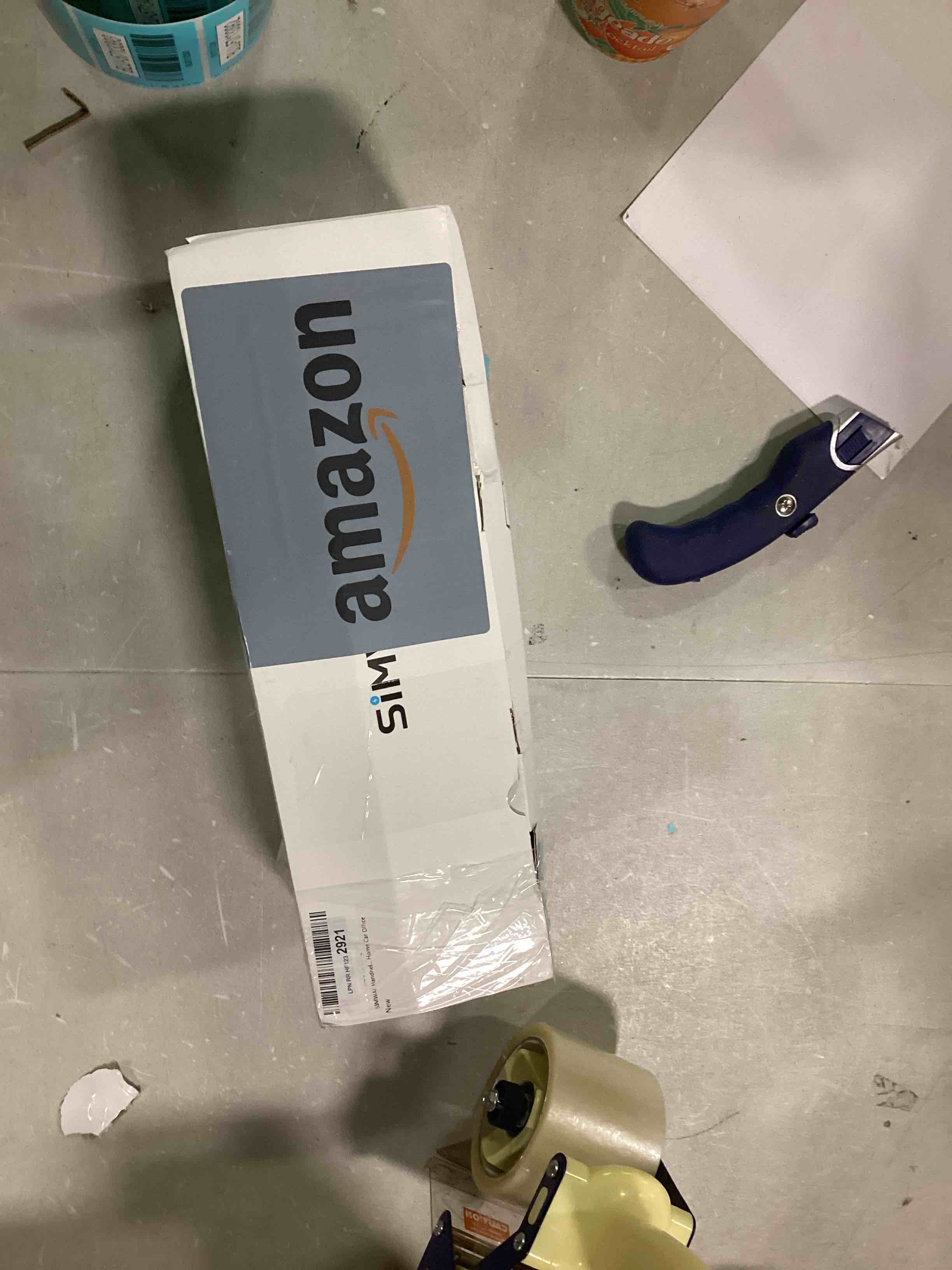 https://s3.amazonaws.com/lotting-images-prod/bidfta/BLU5713384_1714482443335.jpeg