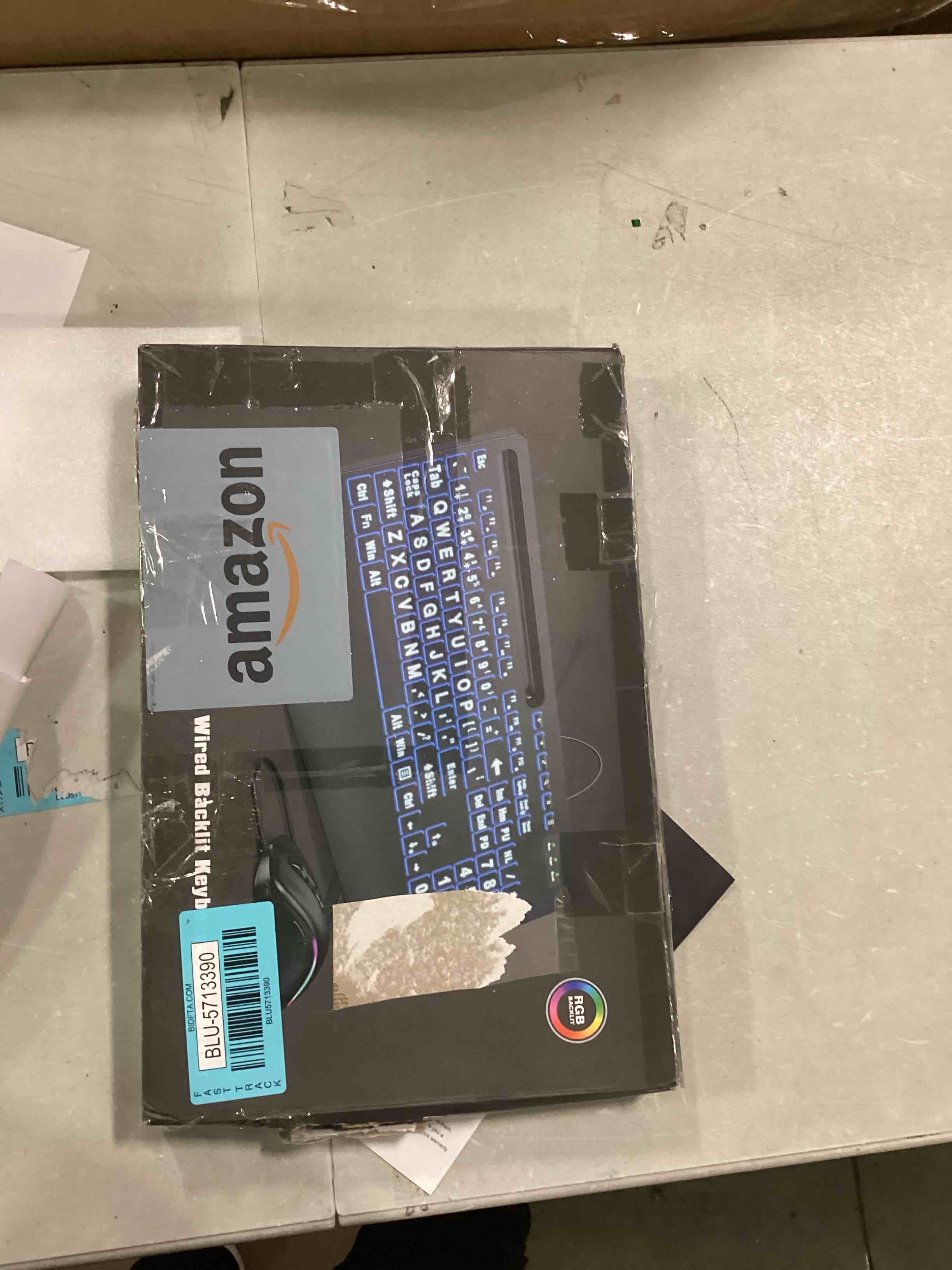 https://s3.amazonaws.com/lotting-images-prod/bidfta/BLU5713390_1714482902488.jpeg