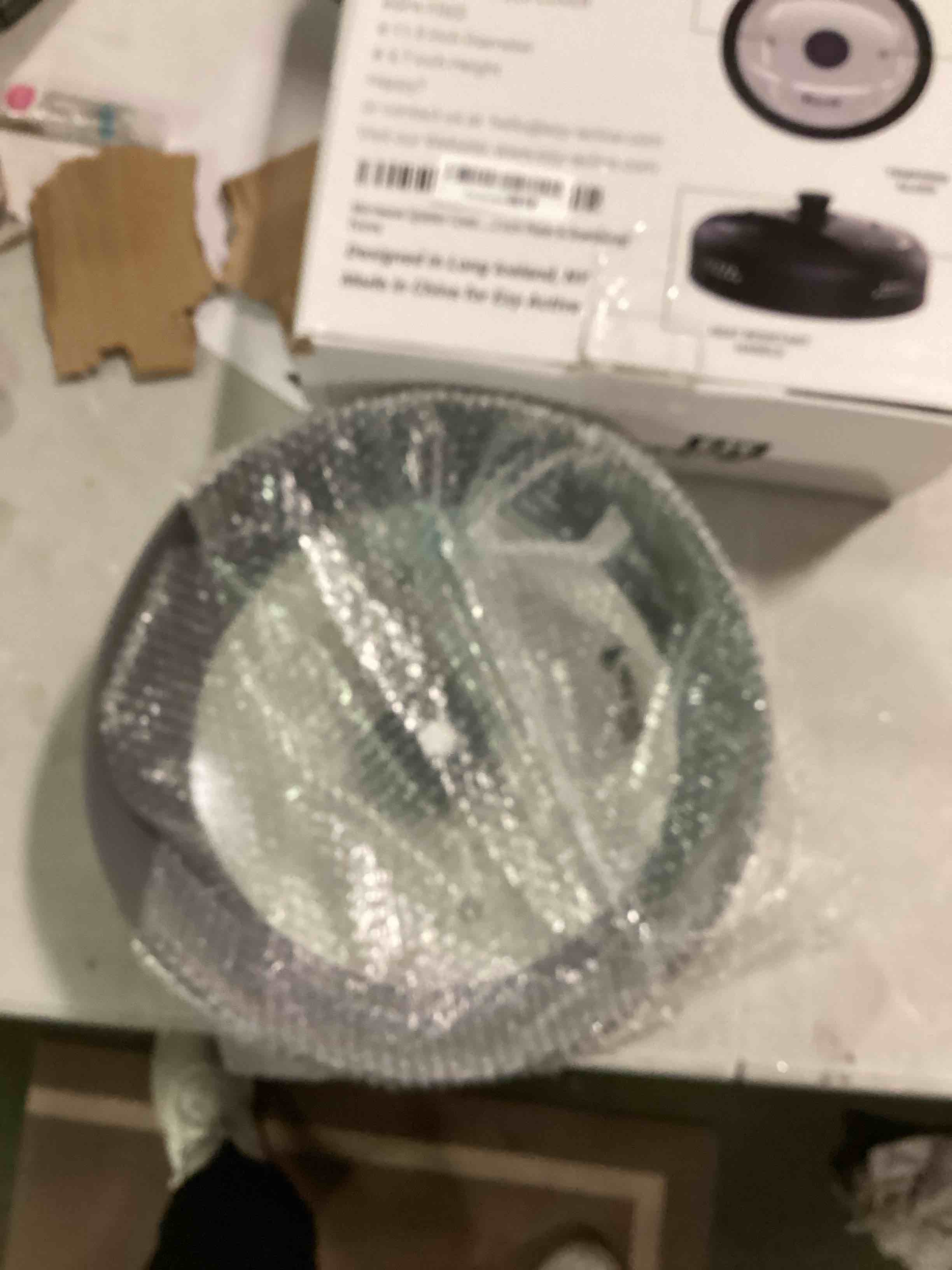 https://s3.amazonaws.com/lotting-images-prod/bidfta/BLU5713398_1714484035898.jpeg