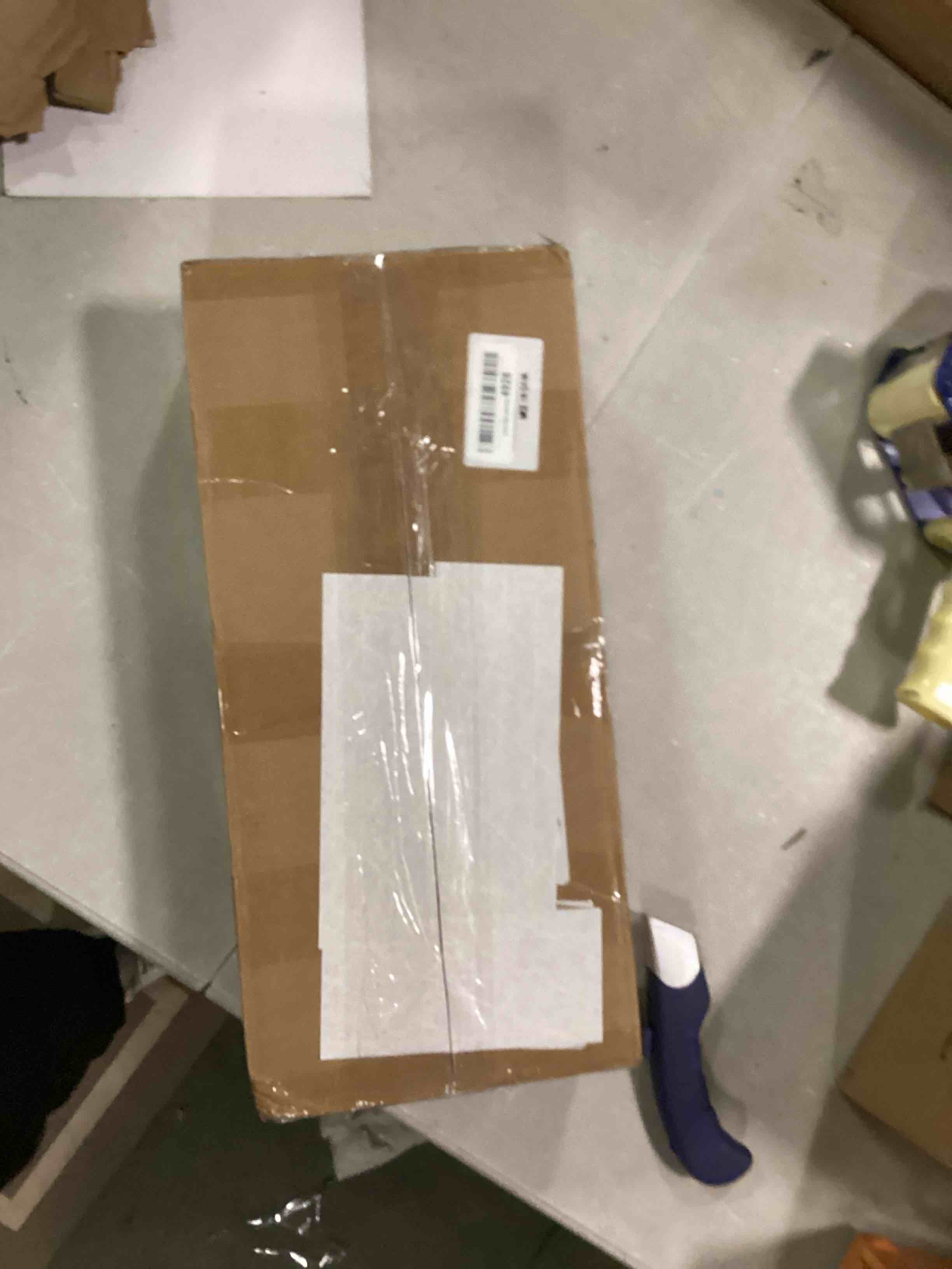 https://s3.amazonaws.com/lotting-images-prod/bidfta/BLU5713400_1714484171297.jpeg