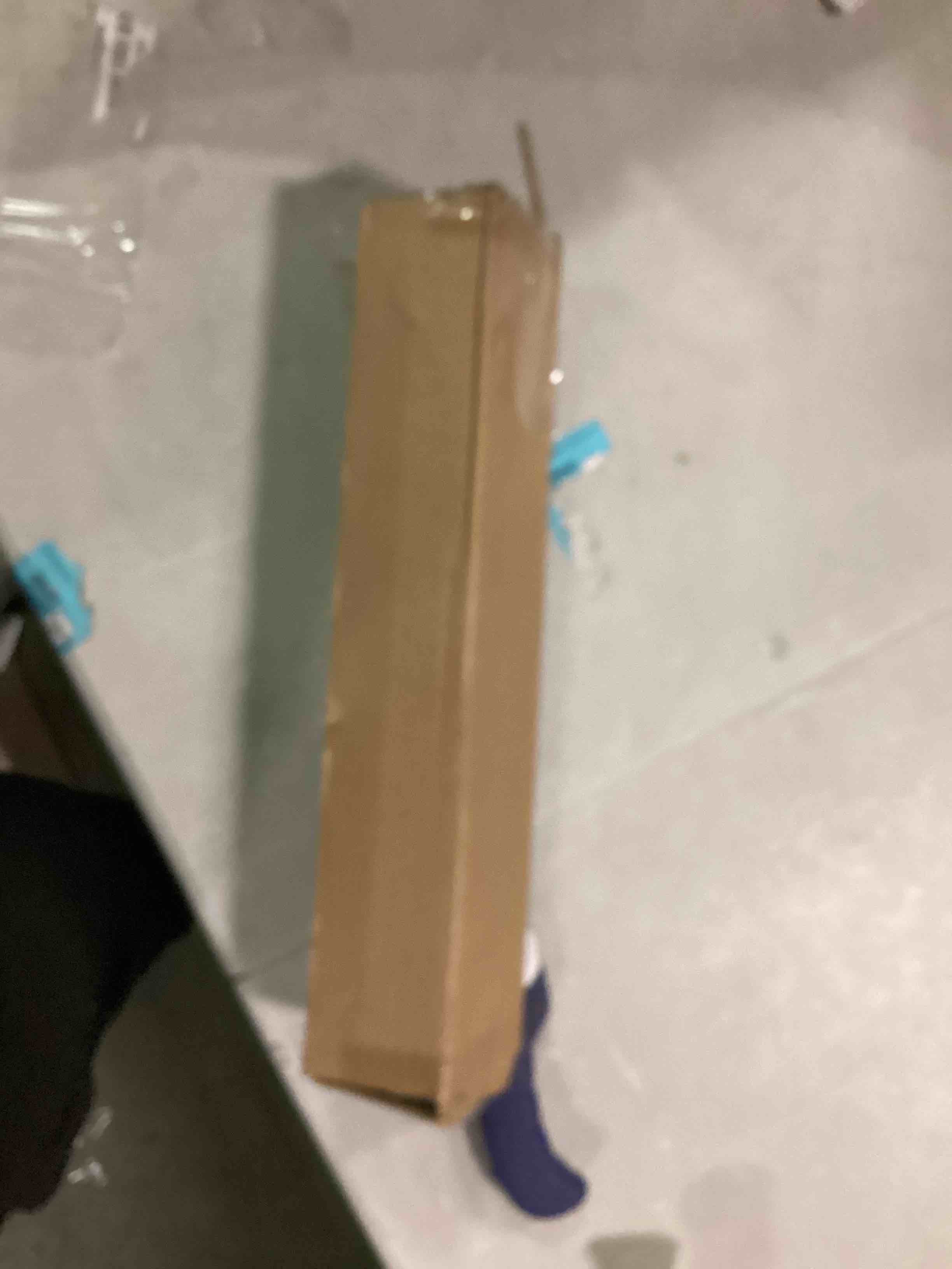 https://s3.amazonaws.com/lotting-images-prod/bidfta/BLU5713417_1714485388458.jpeg