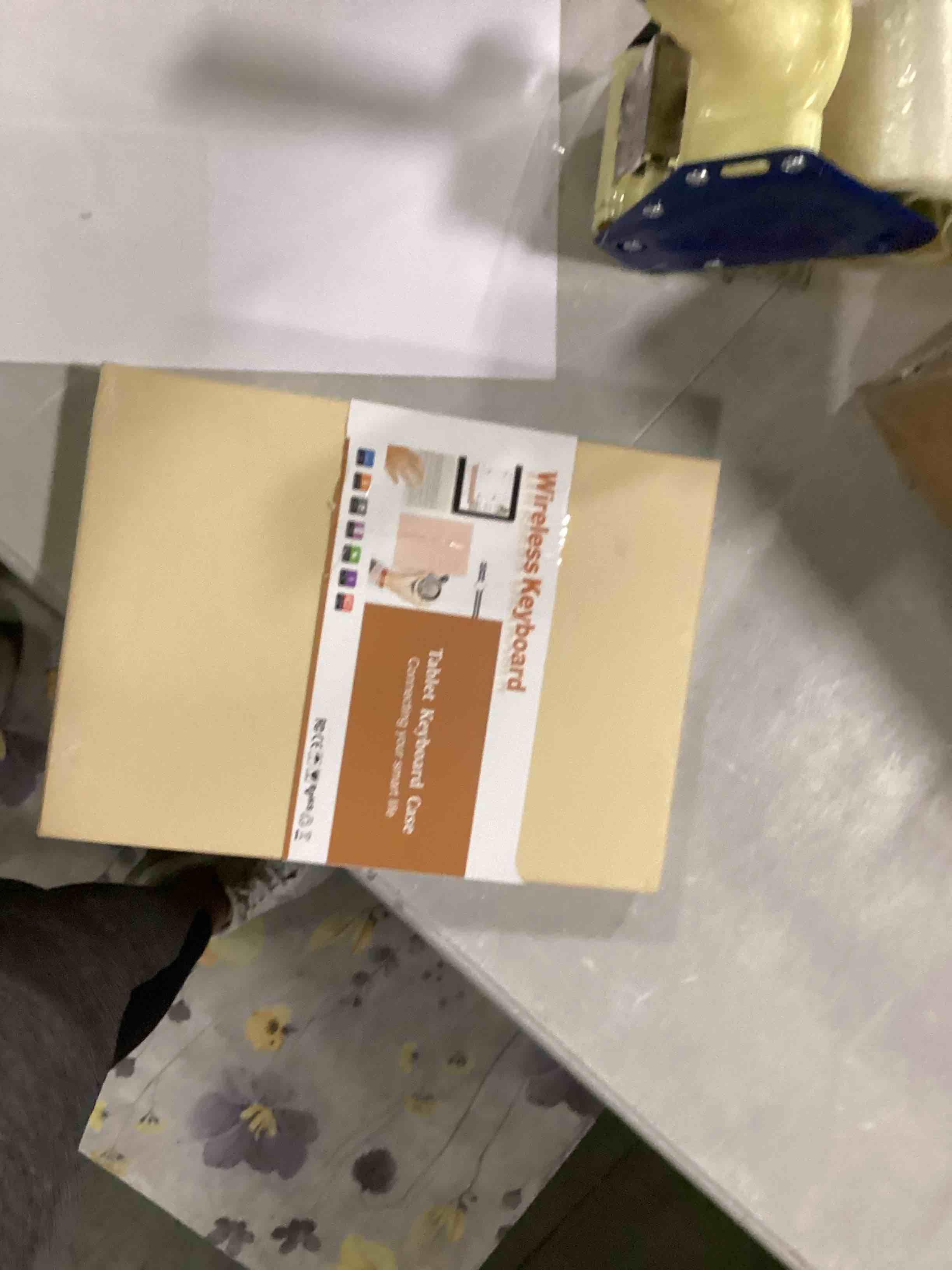 https://s3.amazonaws.com/lotting-images-prod/bidfta/BLU5713822_1714590379443.jpeg