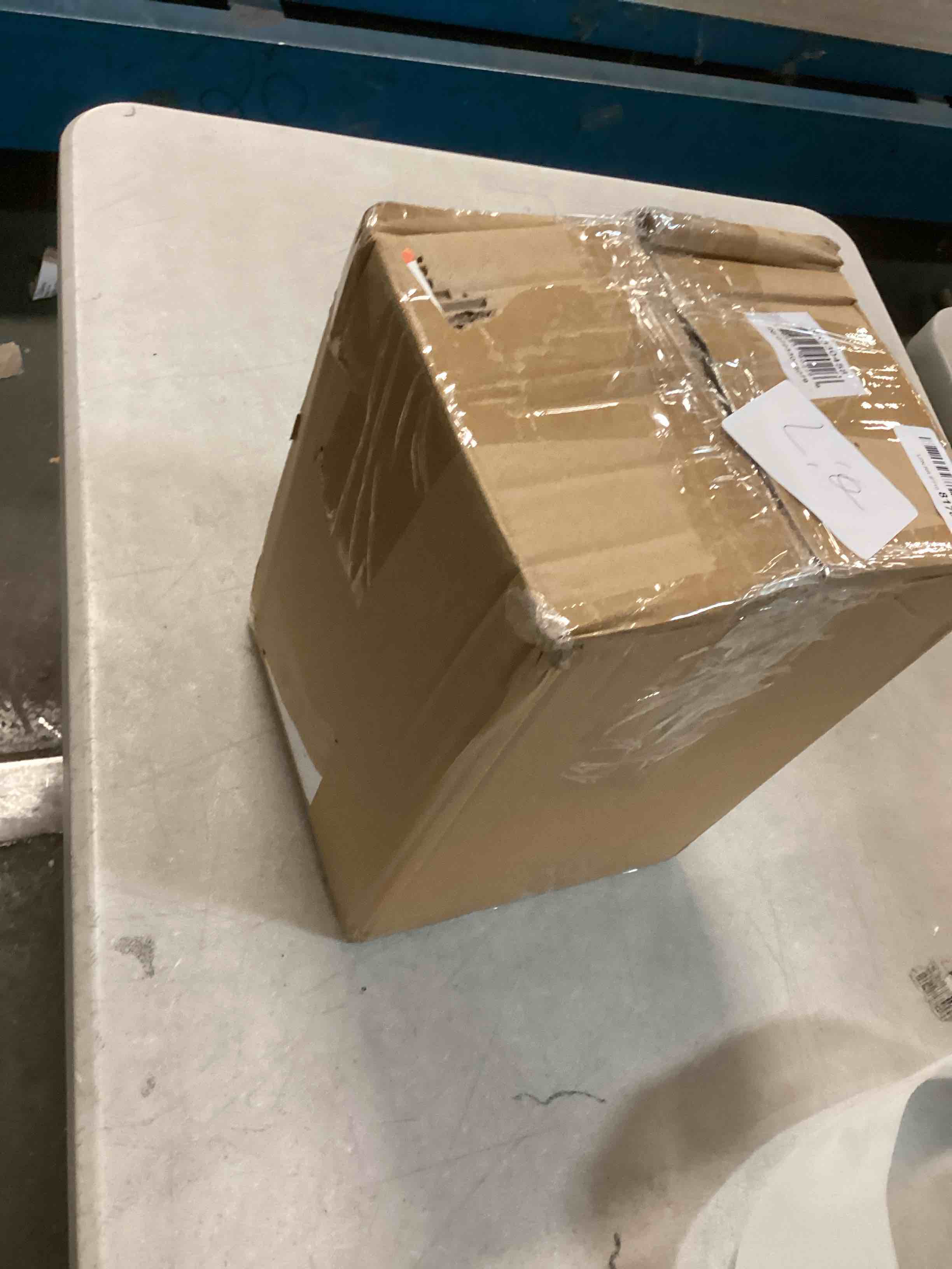 https://s3.amazonaws.com/lotting-images-prod/bidfta/BLU5714143_1714390241887.jpeg
