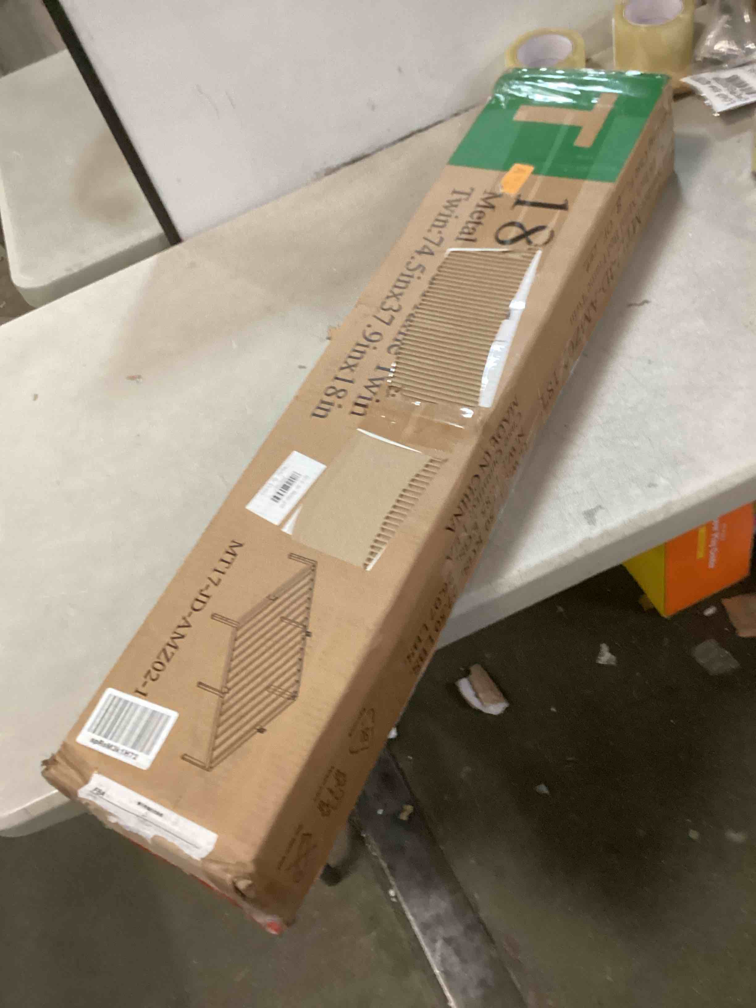 https://s3.amazonaws.com/lotting-images-prod/bidfta/BLU5714219_1714398067498.jpeg