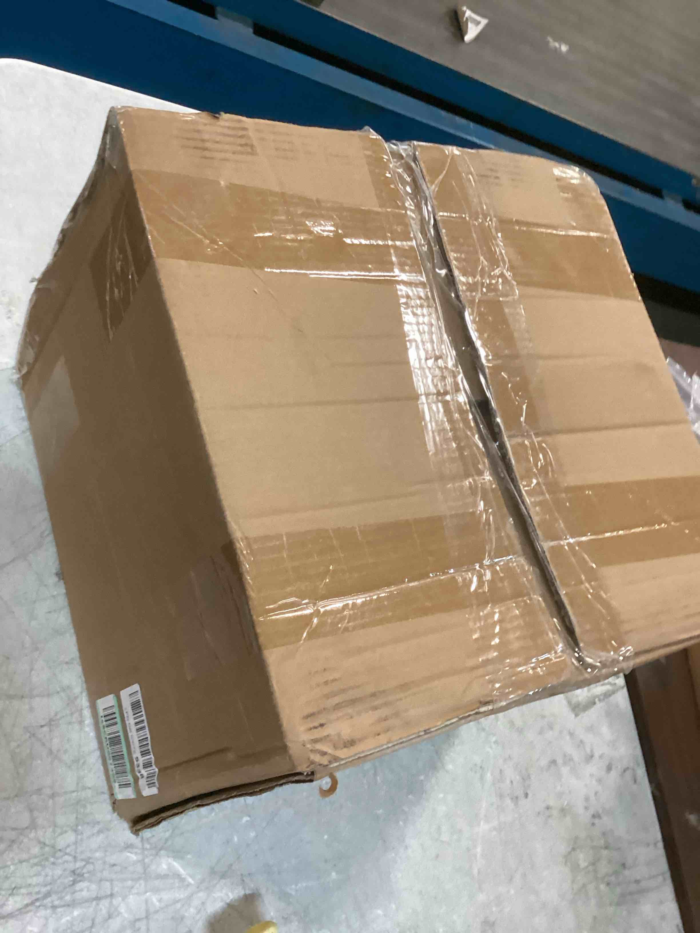 https://s3.amazonaws.com/lotting-images-prod/bidfta/BLU5714762_1714566649972.jpeg