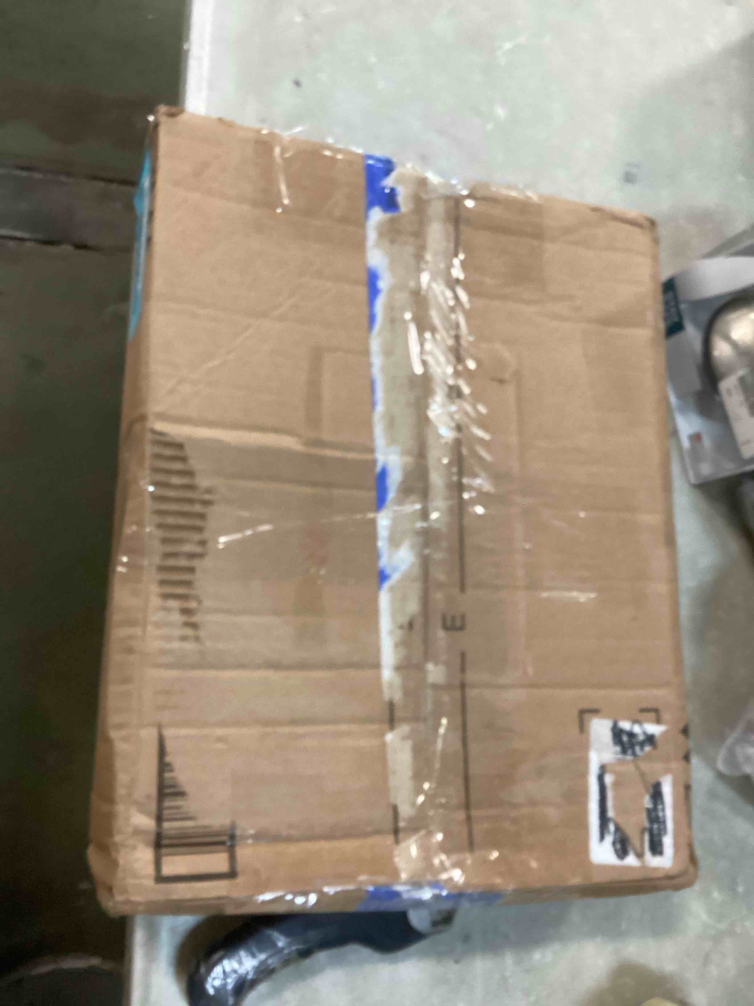 https://s3.amazonaws.com/lotting-images-prod/bidfta/BLU5715339_1714747197940.jpeg