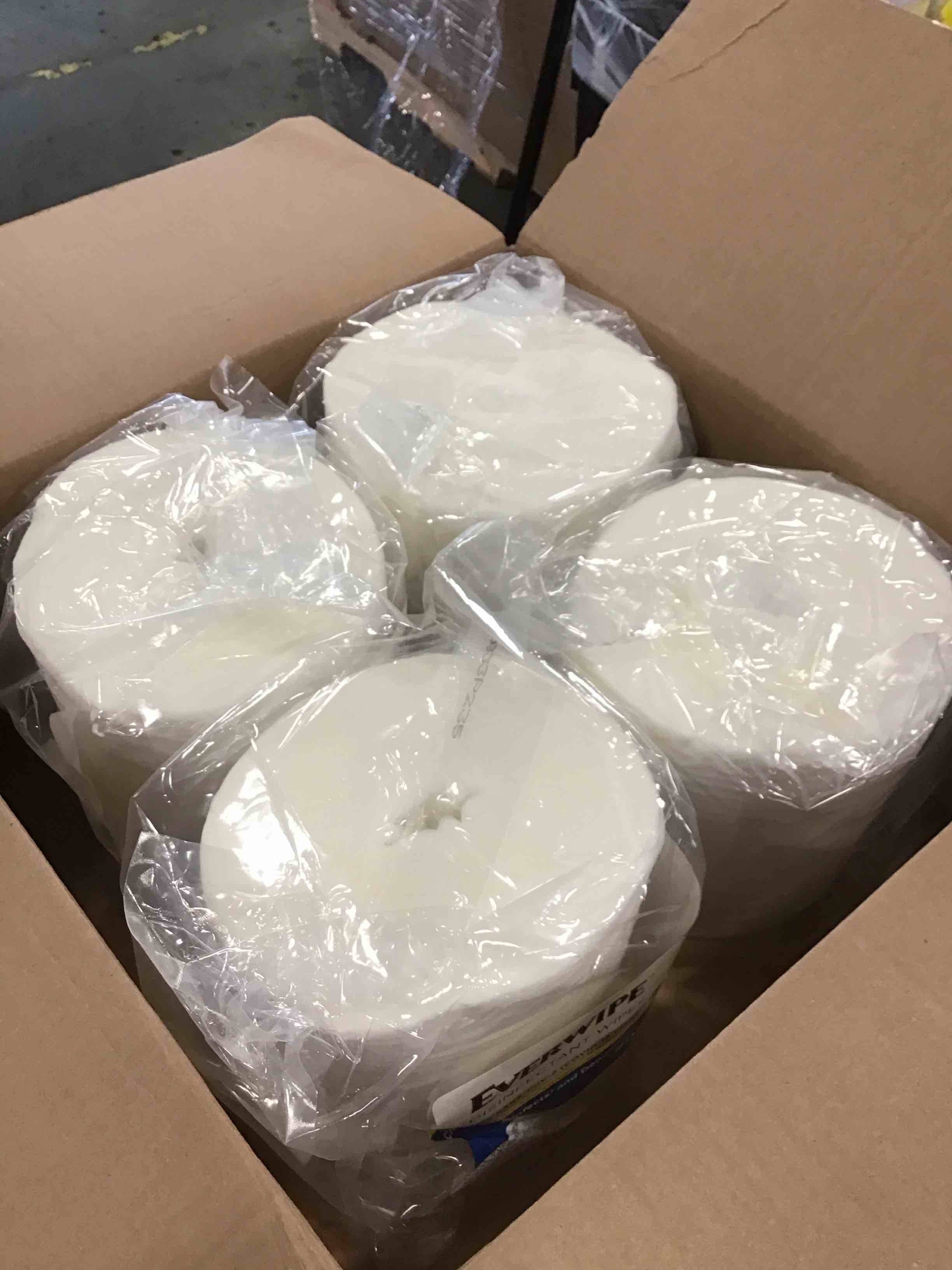 https://s3.amazonaws.com/lotting-images-prod/bidfta/BLU5715548_1714313284448.jpeg