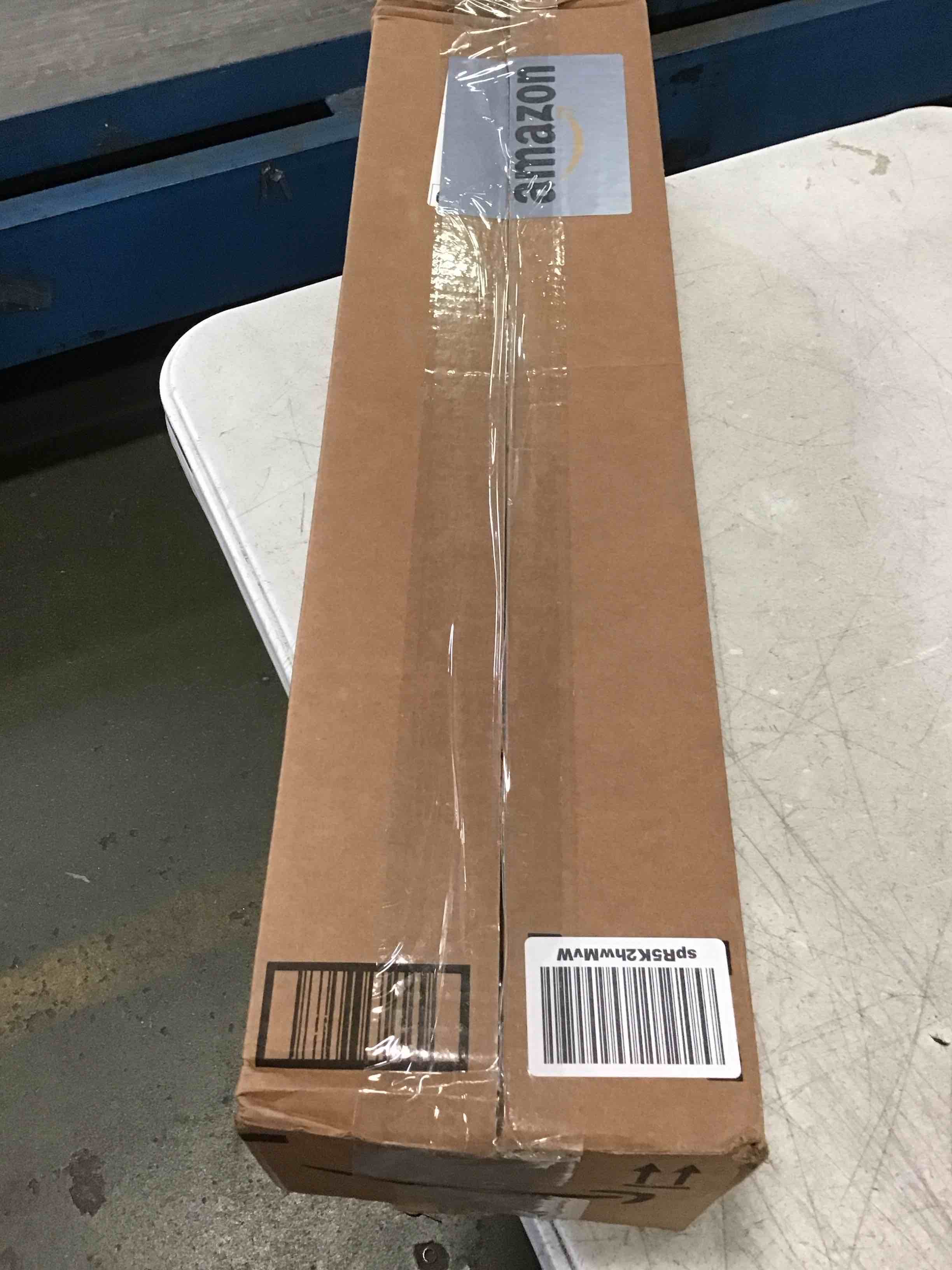 https://s3.amazonaws.com/lotting-images-prod/bidfta/BLU5715717_1714398861677.jpeg