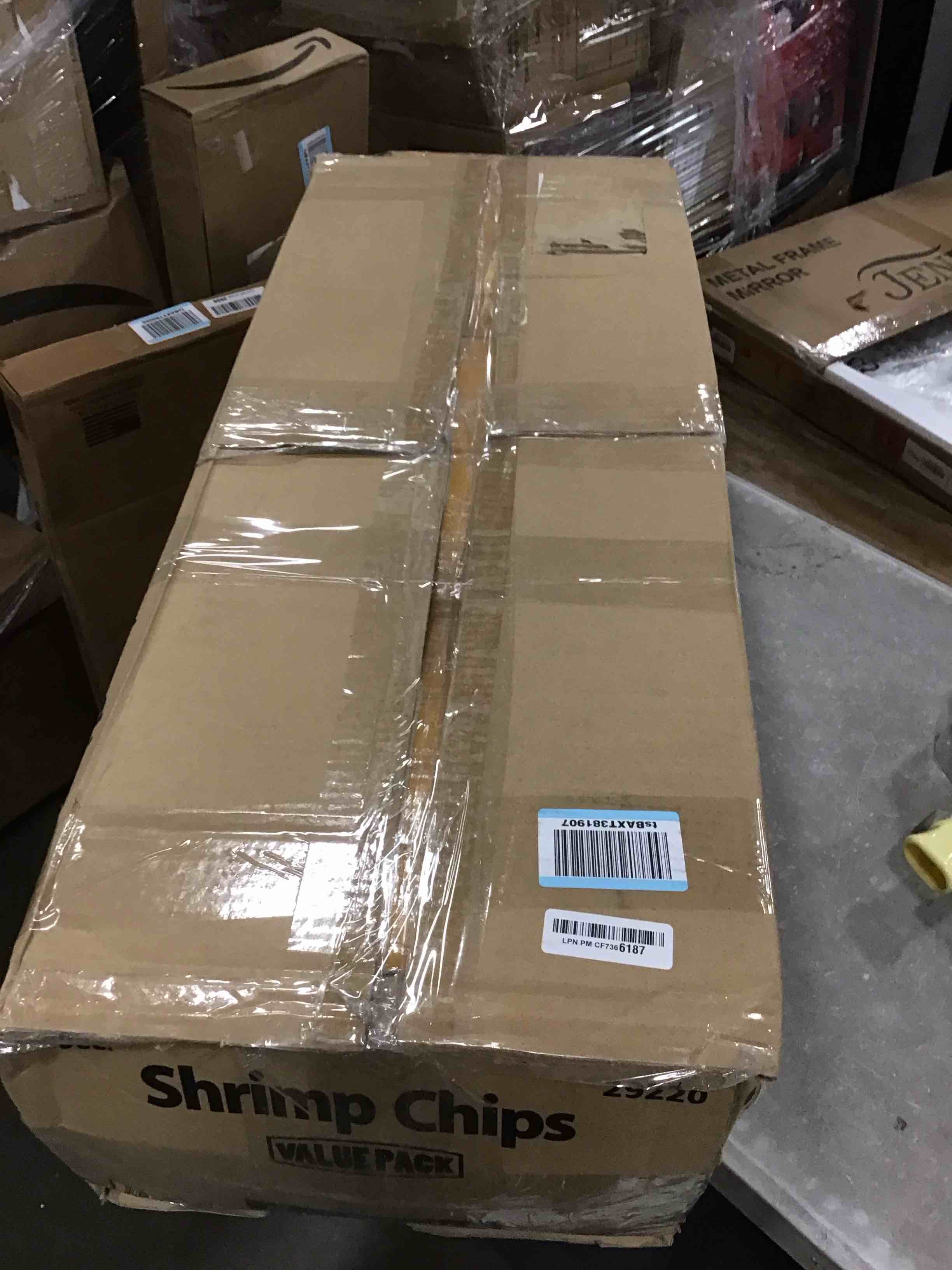 https://s3.amazonaws.com/lotting-images-prod/bidfta/BLU5715974_1714485050424.jpeg