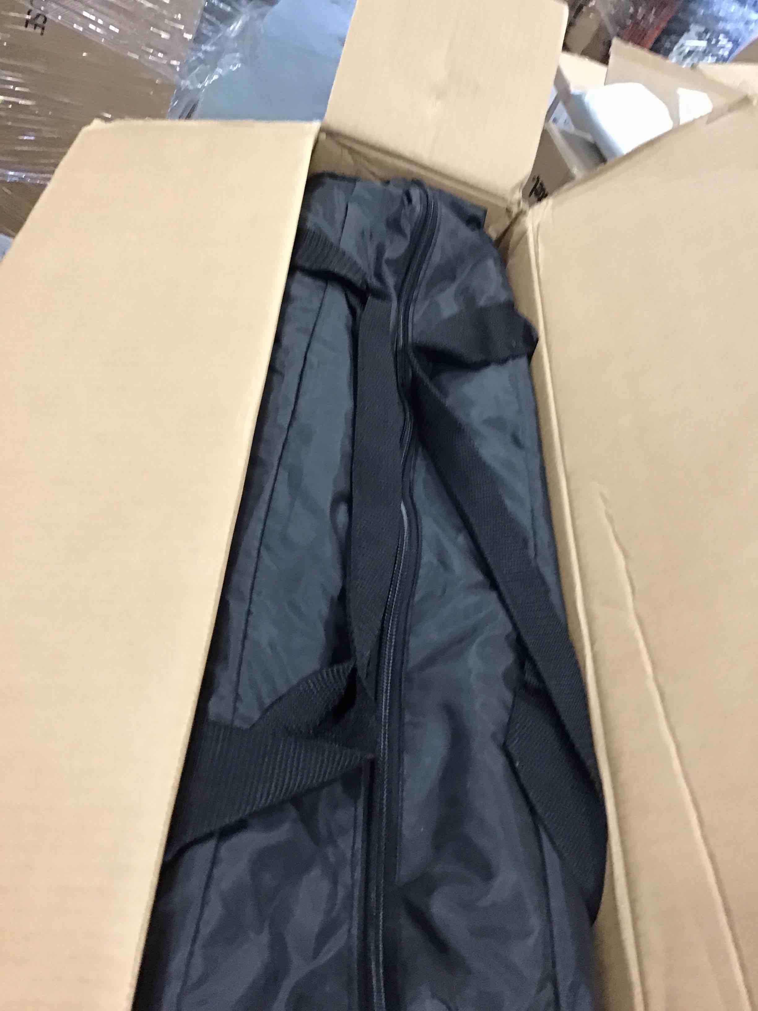 https://s3.amazonaws.com/lotting-images-prod/bidfta/BLU5716186_1714568583791.jpeg