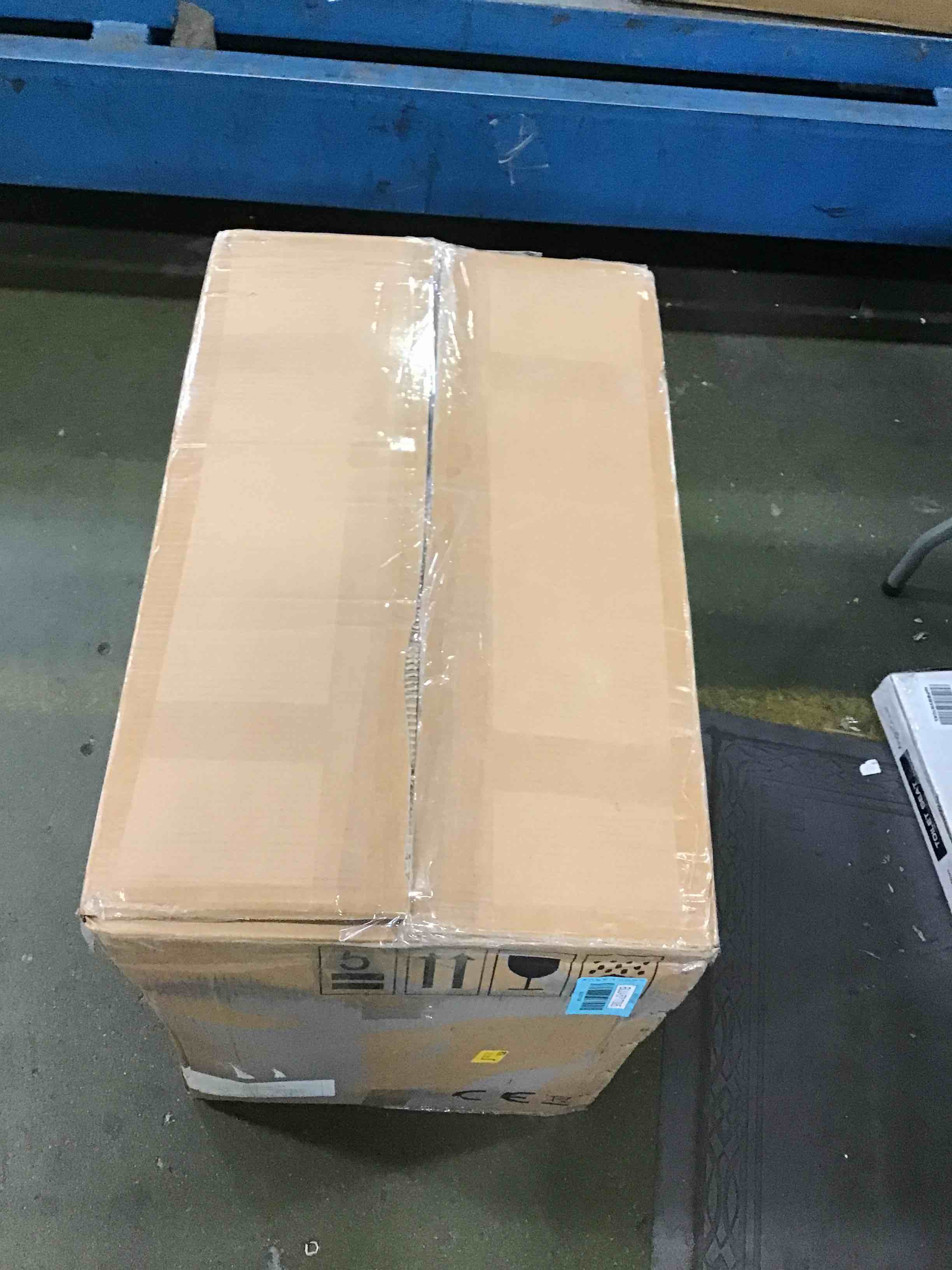 https://s3.amazonaws.com/lotting-images-prod/bidfta/BLU5717395_1714411162821.jpeg