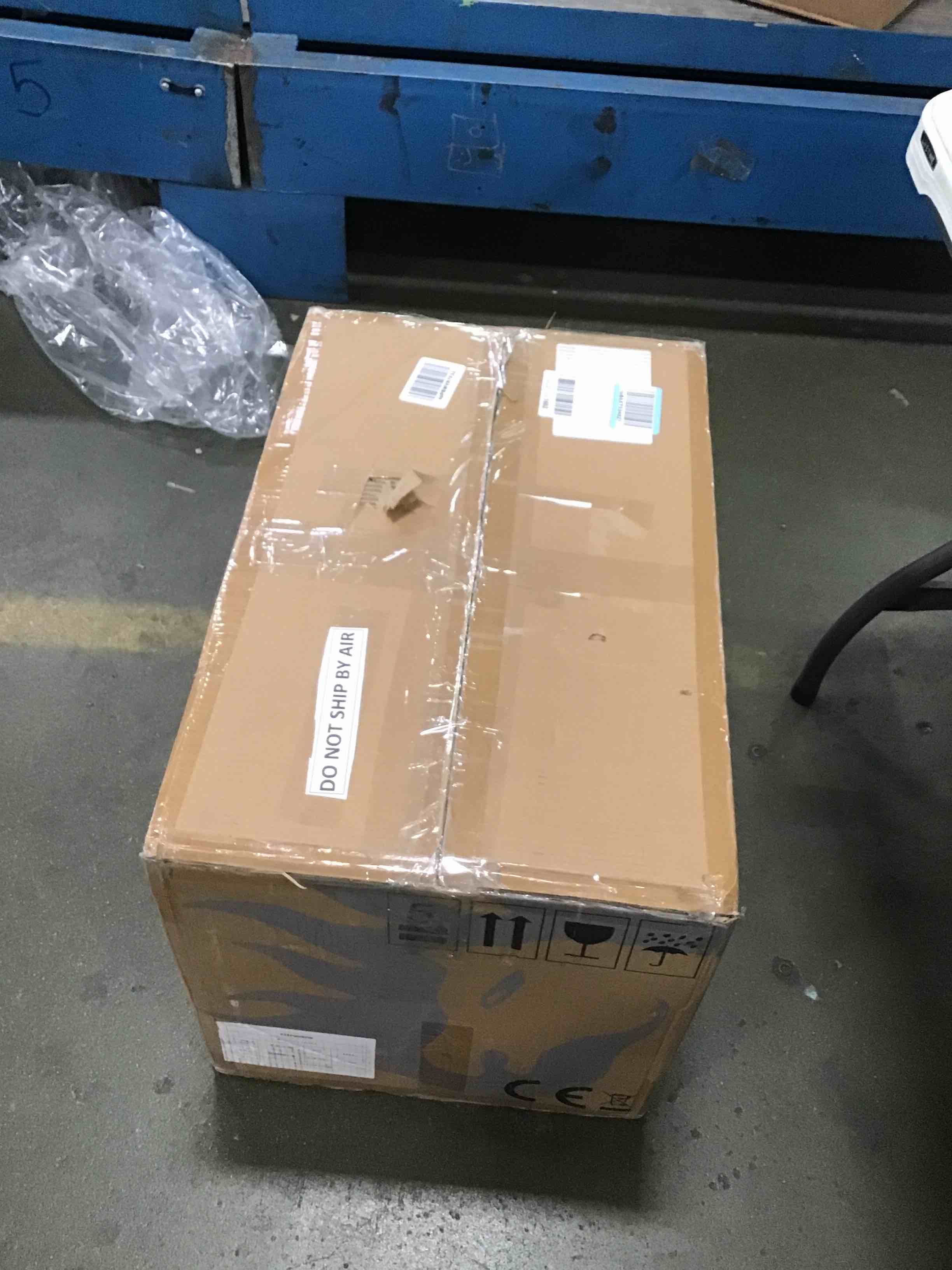 https://s3.amazonaws.com/lotting-images-prod/bidfta/BLU5717732_1714563138902.jpeg