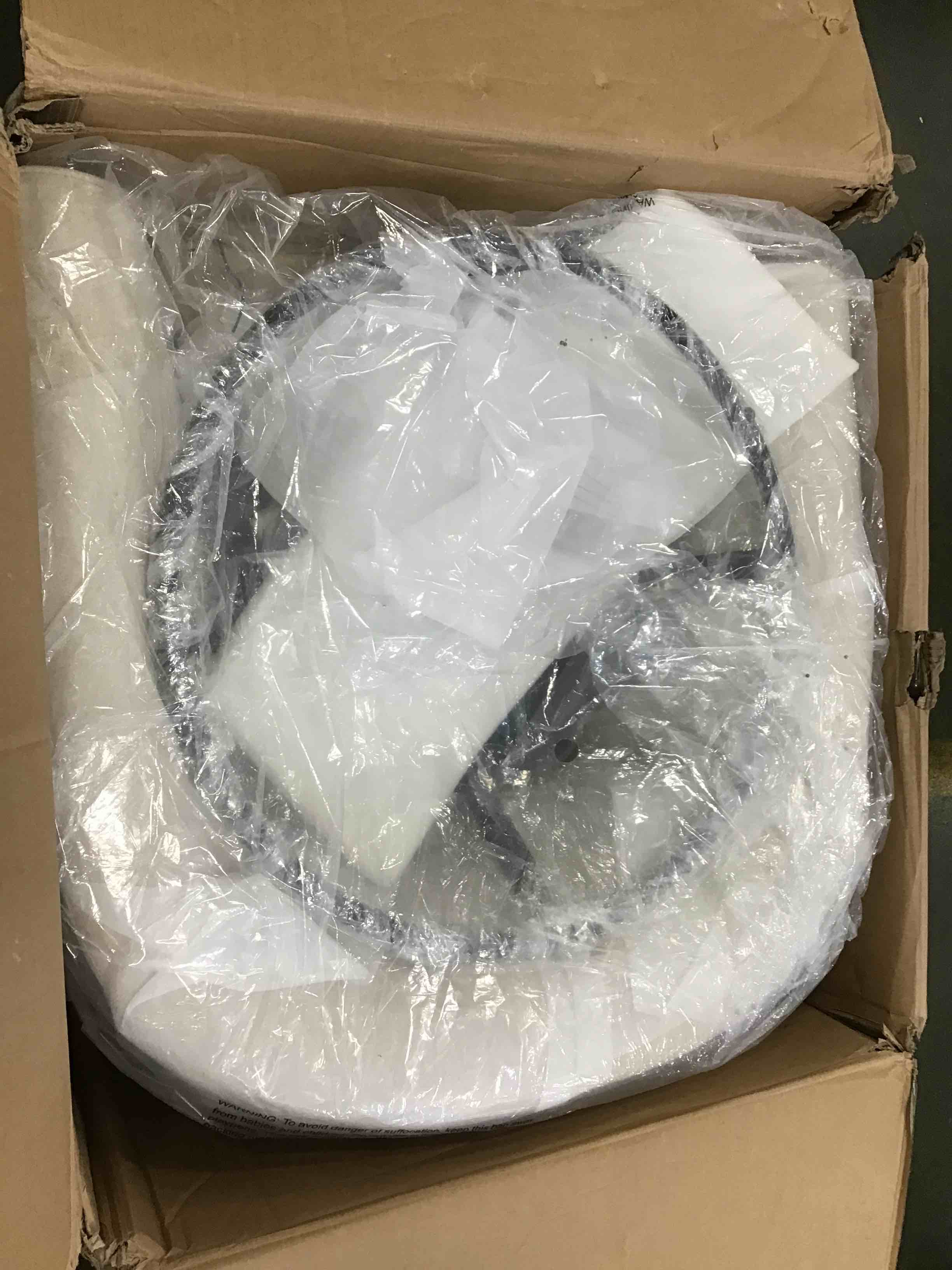 https://s3.amazonaws.com/lotting-images-prod/bidfta/BLU5717940_1714593519698.jpeg