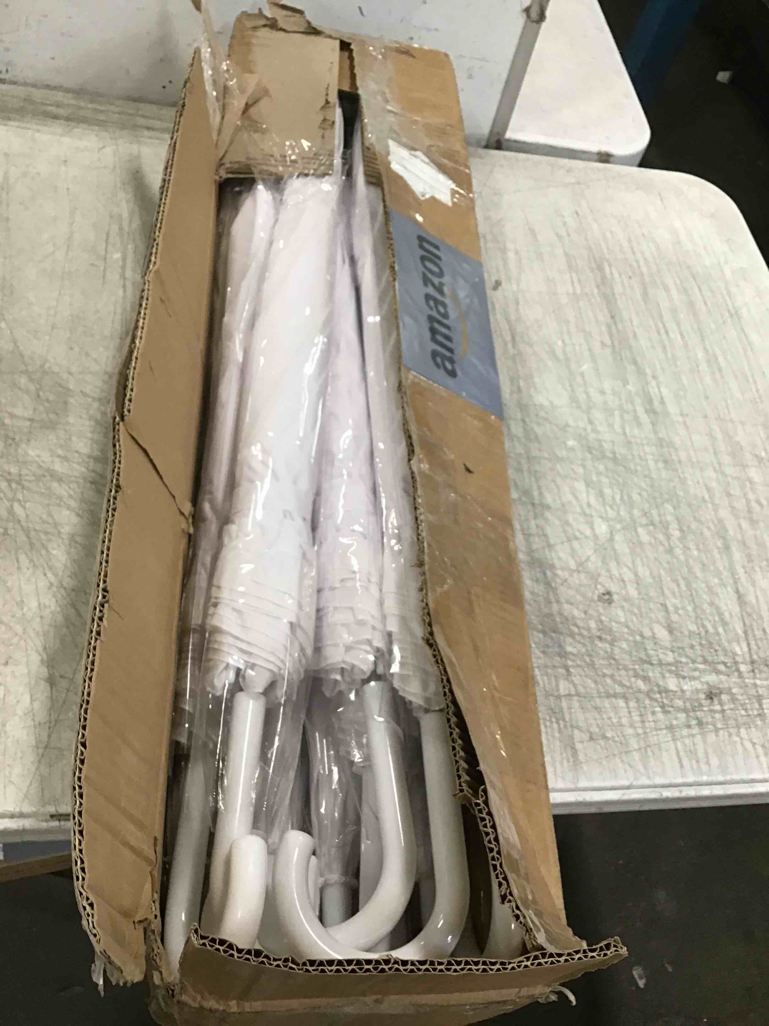 https://s3.amazonaws.com/lotting-images-prod/bidfta/BLU5718130_1714671998127.jpeg
