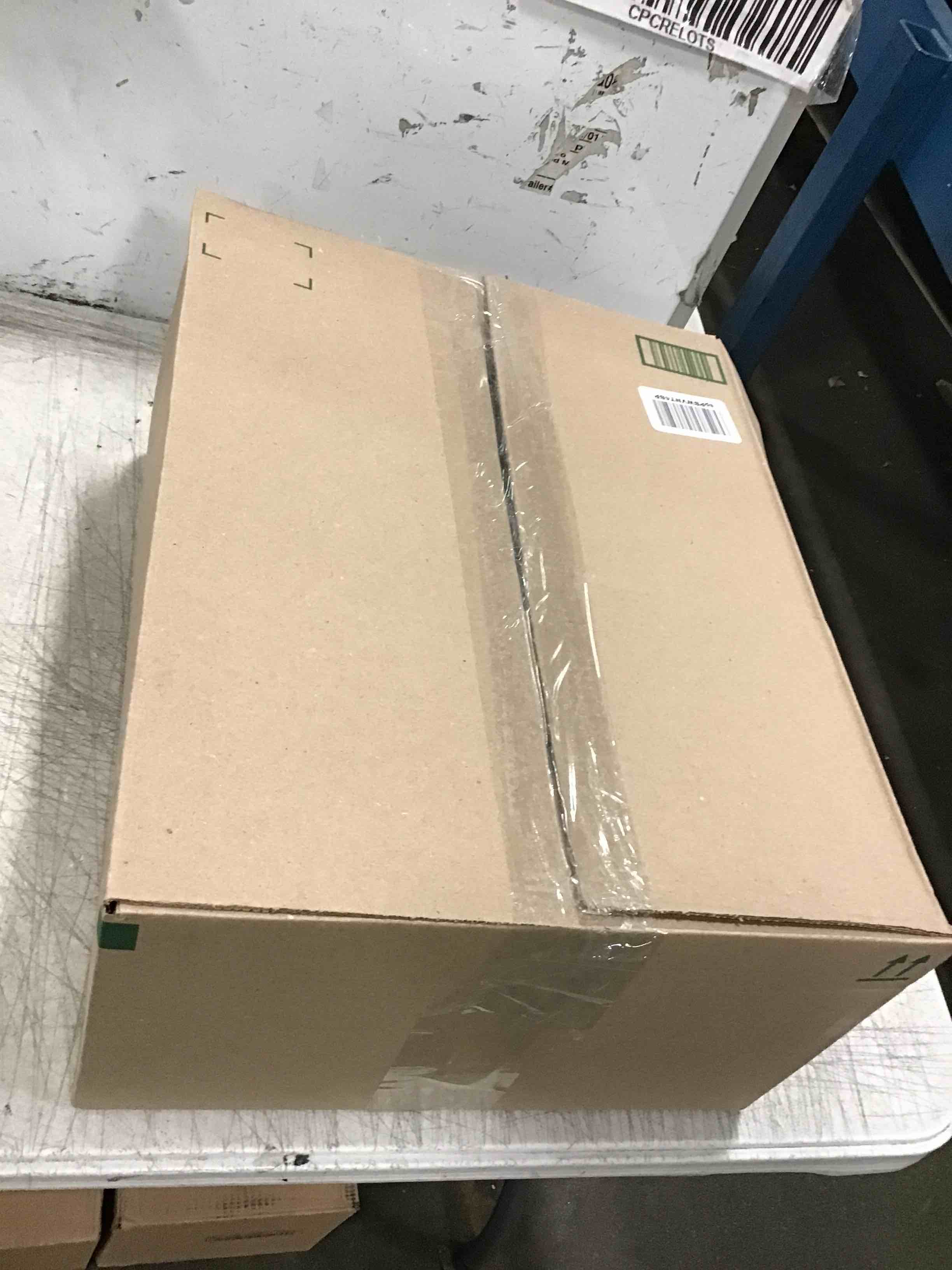 https://s3.amazonaws.com/lotting-images-prod/bidfta/BLU5718250_1714740215601.jpeg