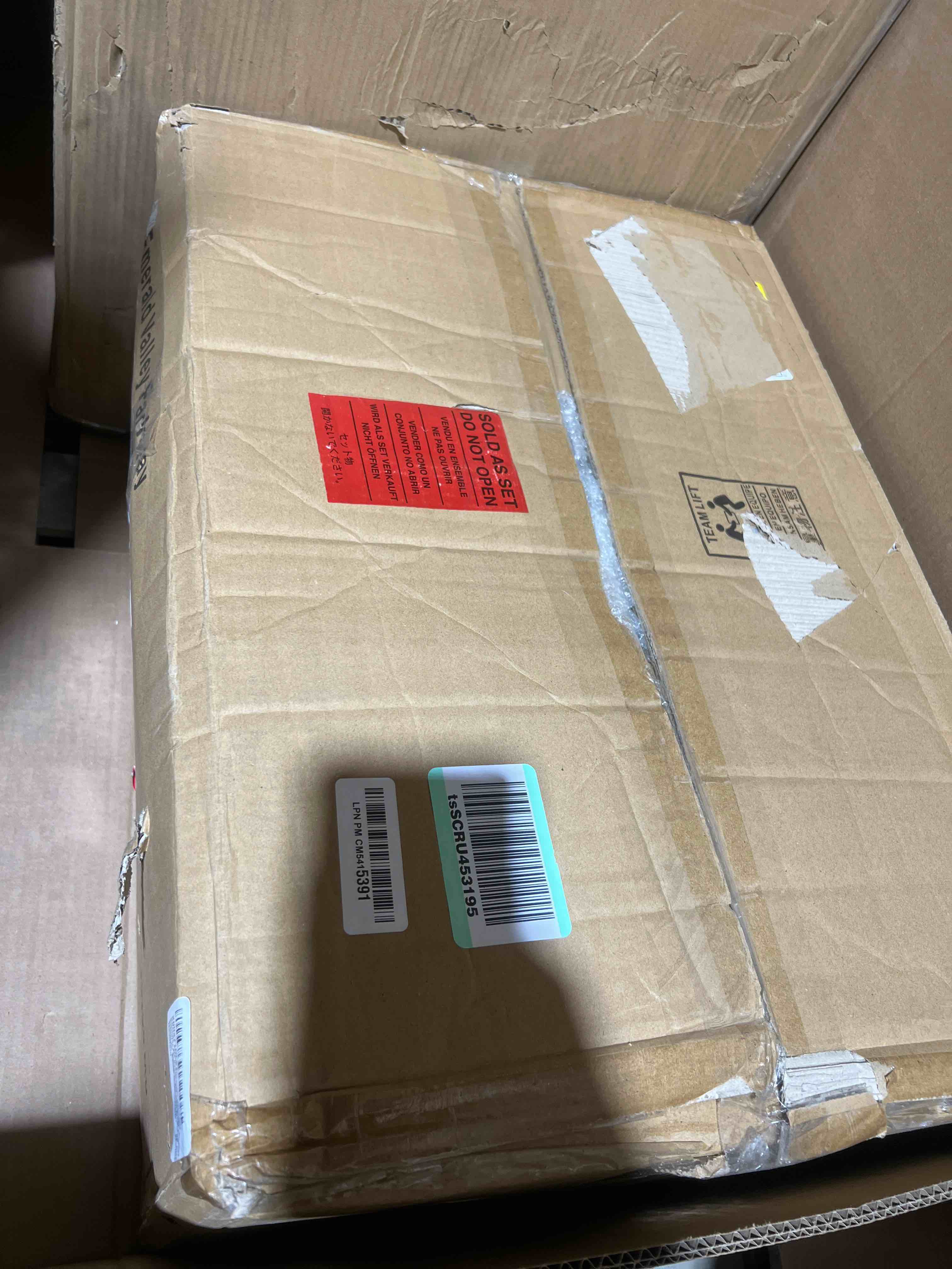 https://s3.amazonaws.com/lotting-images-prod/bidfta/BLU5718615_1715990605294.jpeg
