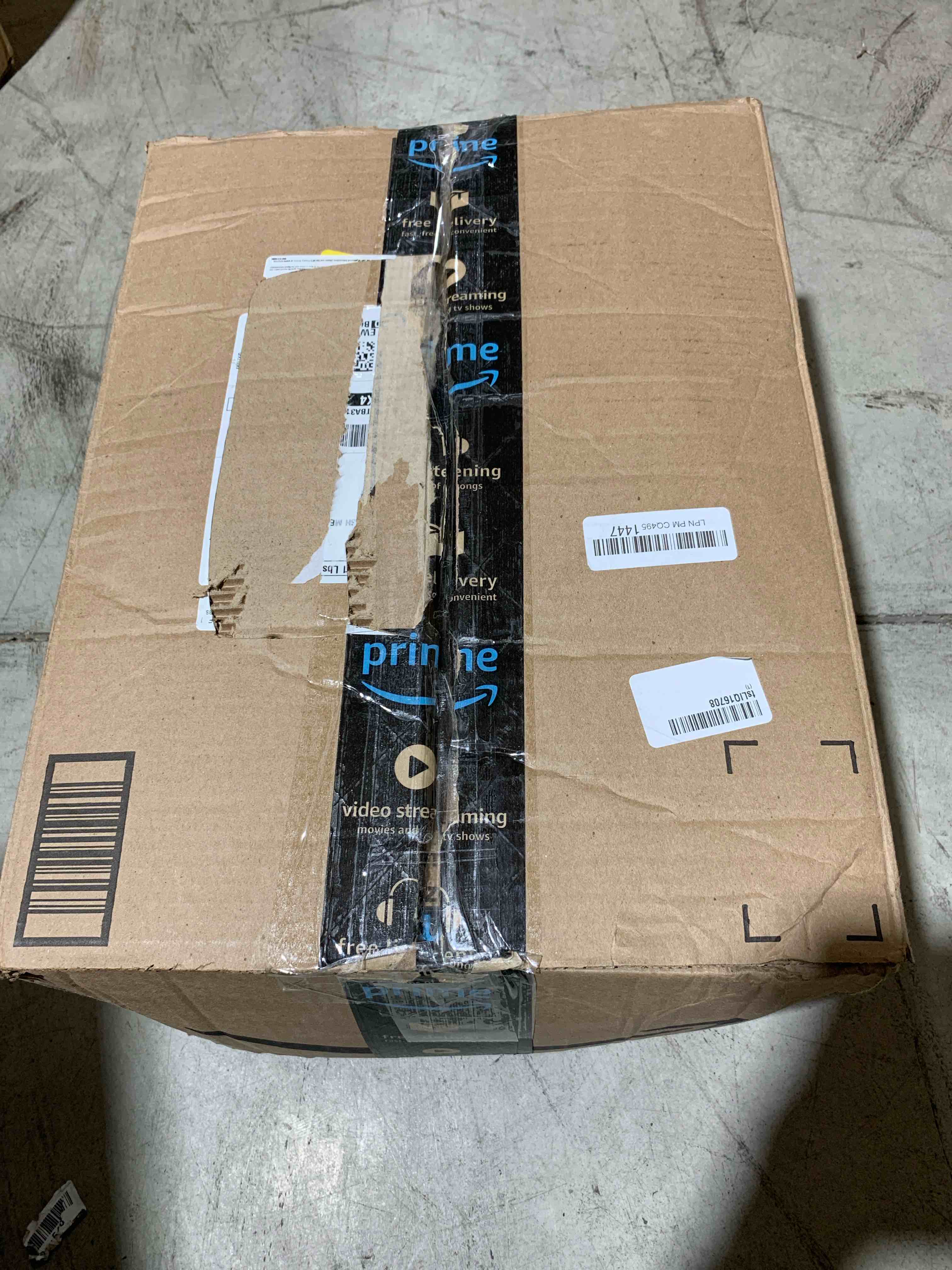 https://s3.amazonaws.com/lotting-images-prod/bidfta/BLU5718759_1716651459324.jpeg