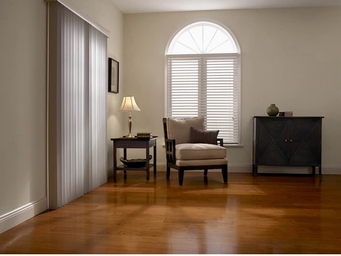 Project Source Room darkening vertical 3.5-in Slat Width 78-in x 84-in Cordless White Vinyl Room Darkening Vertical Blinds