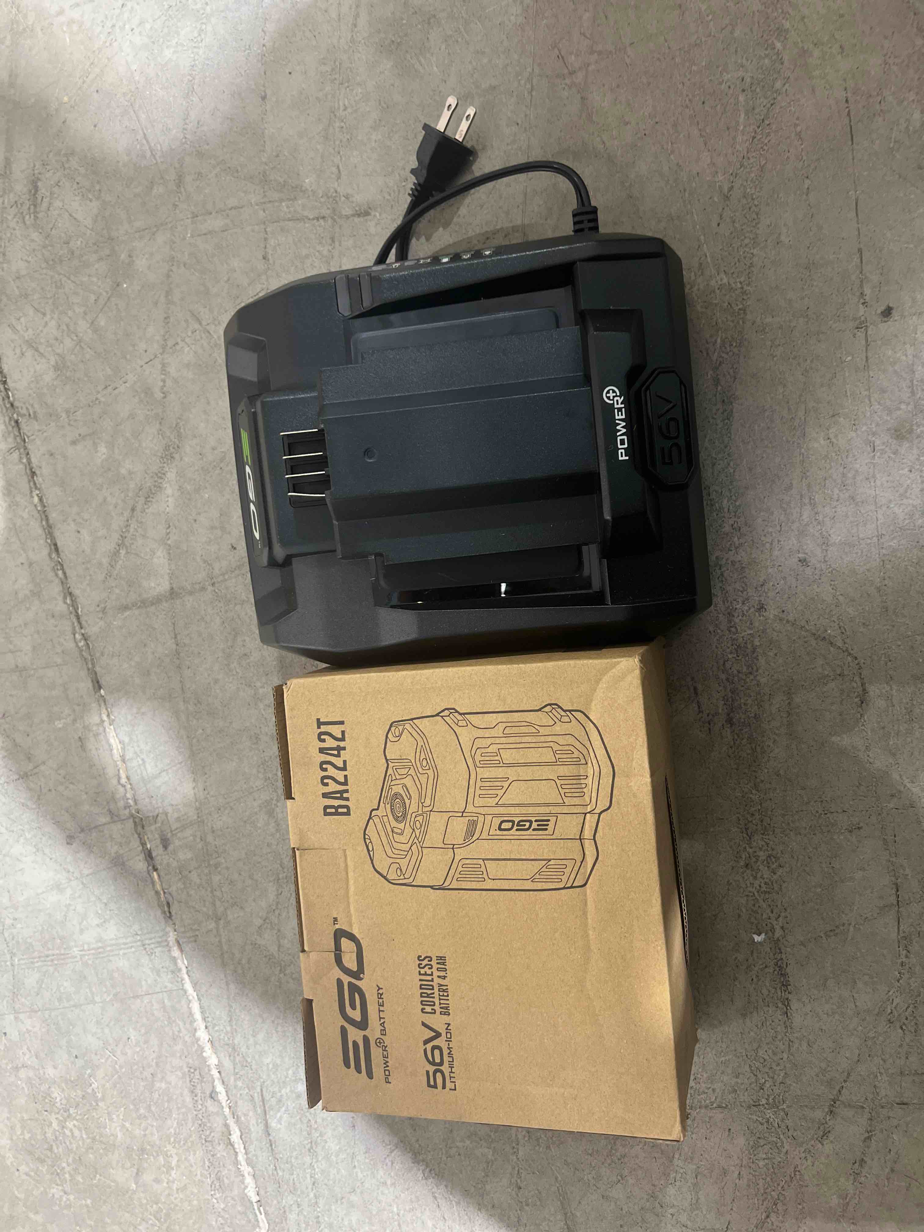 https://s3.amazonaws.com/lotting-images-prod/bidfta/BLU5719165_1719010966830.jpeg