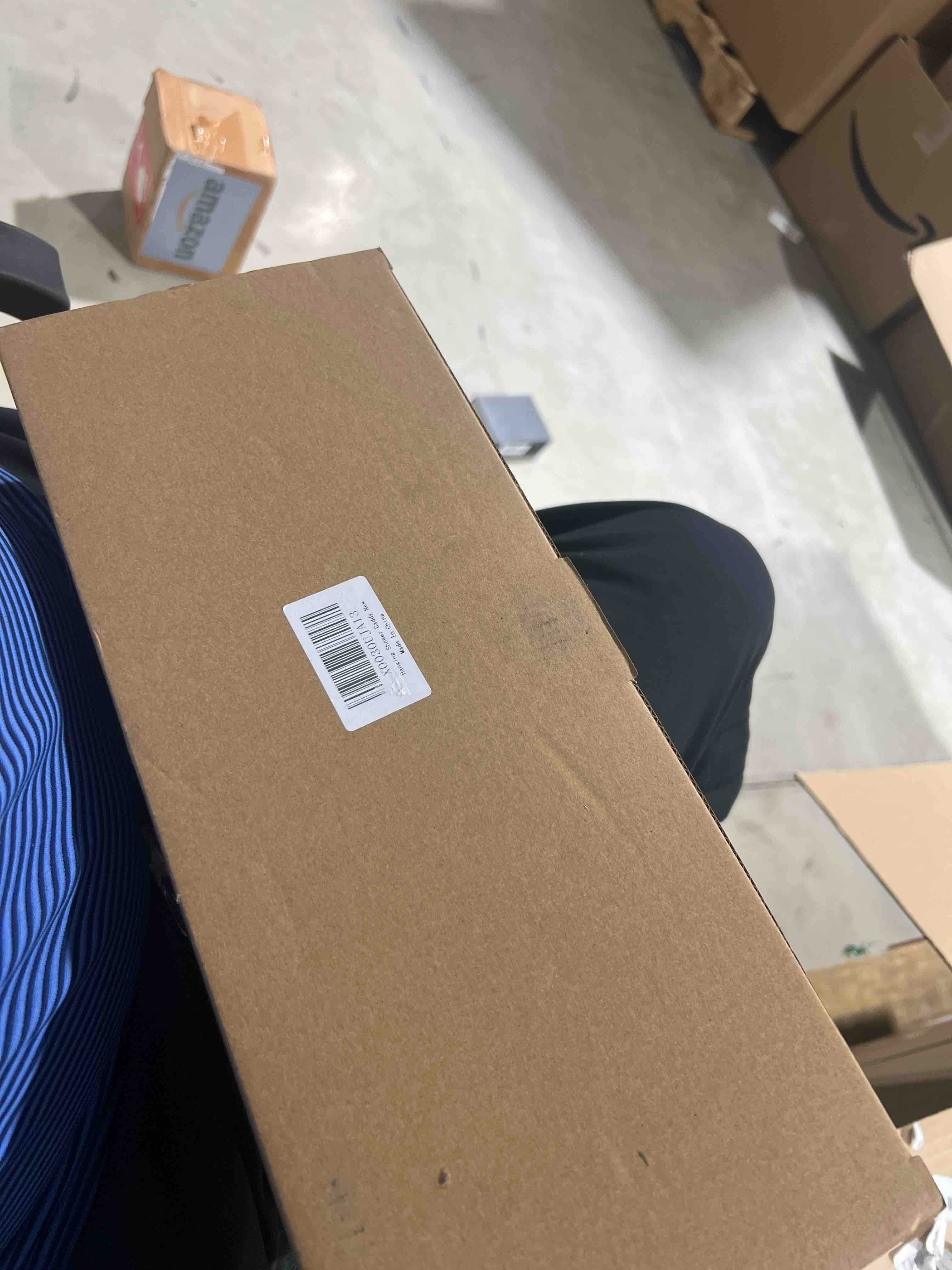 https://s3.amazonaws.com/lotting-images-prod/bidfta/BLU5719782_1723734126690.jpeg