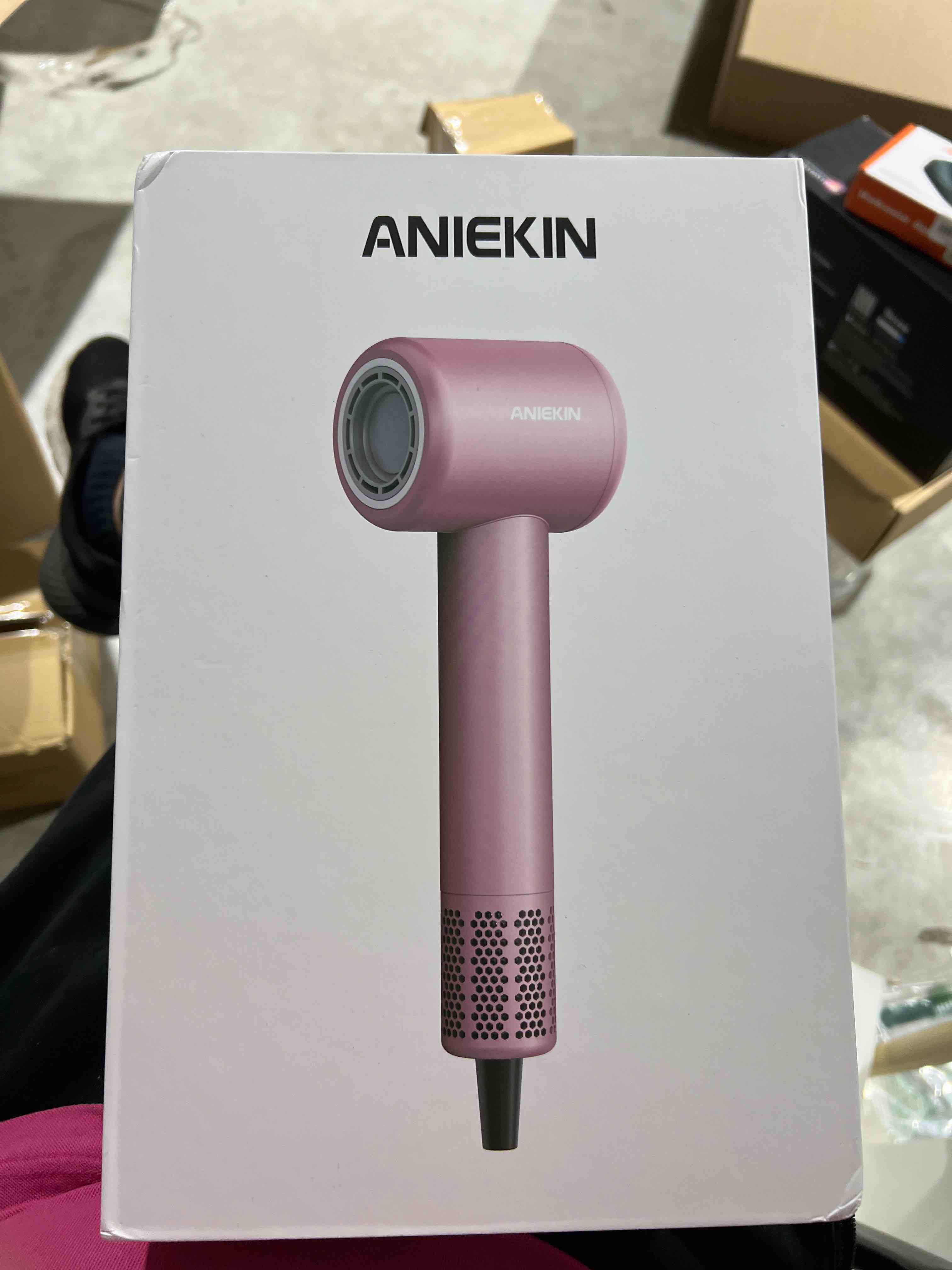 https://s3.amazonaws.com/lotting-images-prod/bidfta/BLU5719881_1724182255223.jpeg