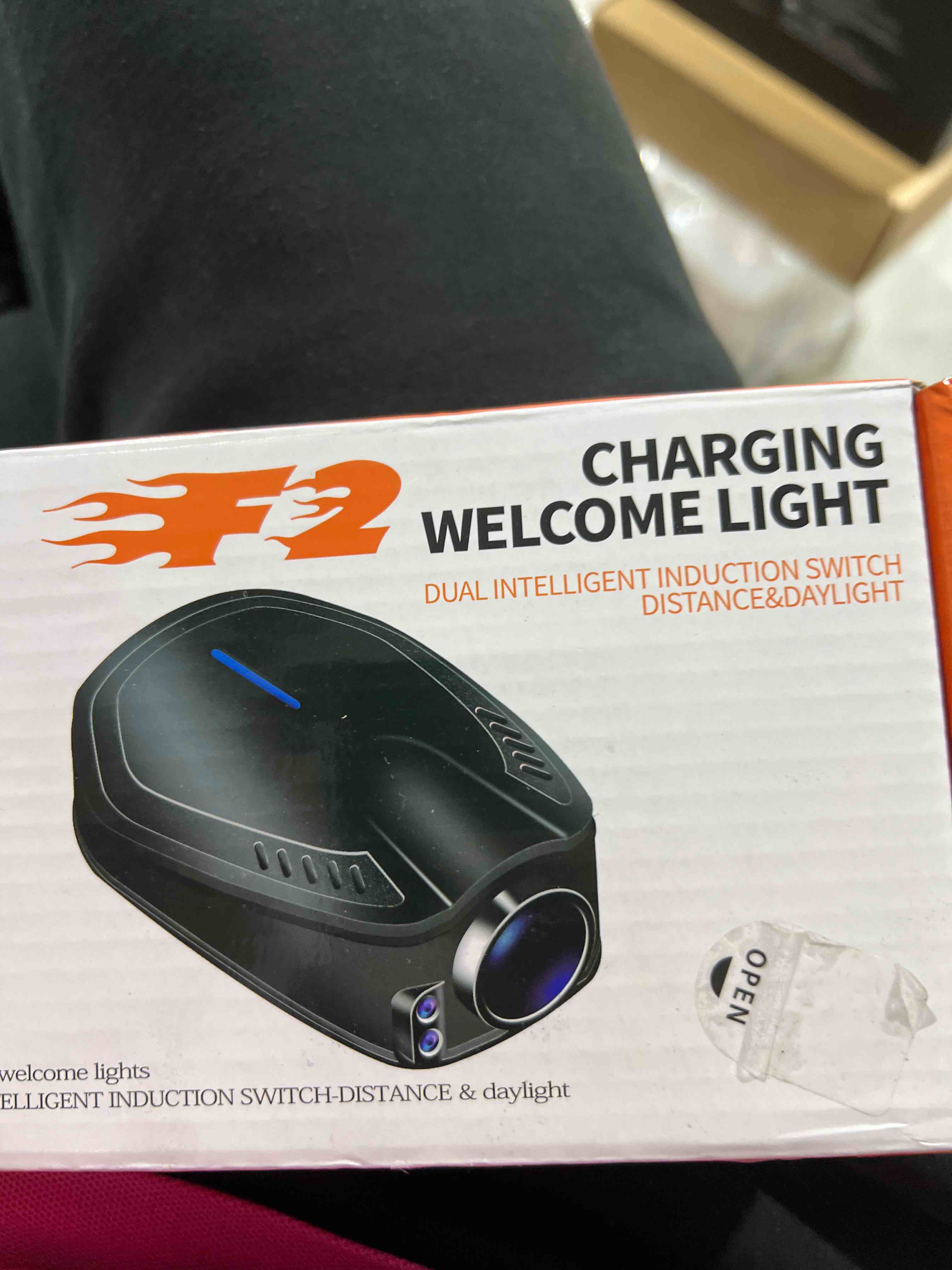 https://s3.amazonaws.com/lotting-images-prod/bidfta/BLU5719882_1724182361563.jpeg