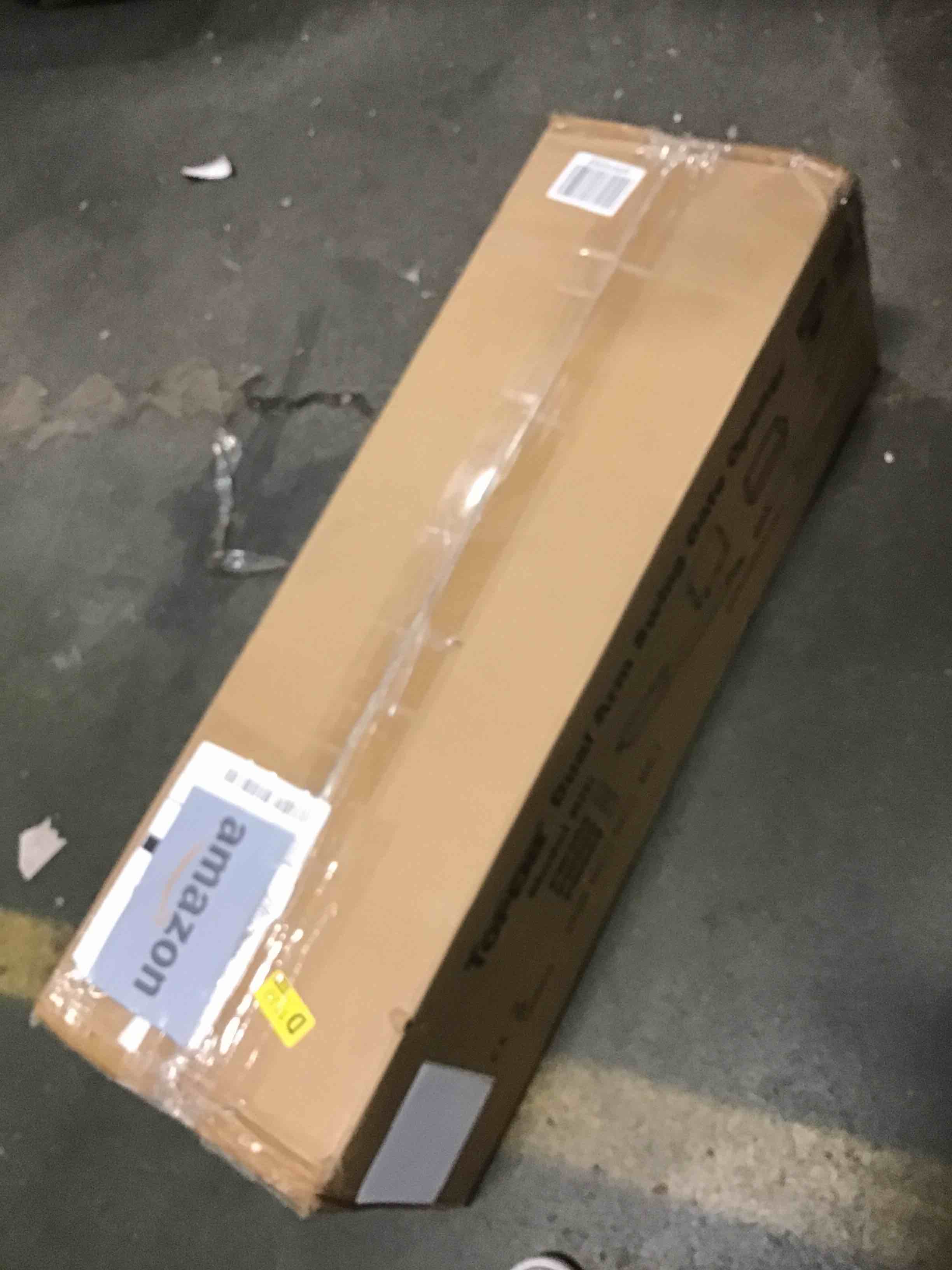 https://s3.amazonaws.com/lotting-images-prod/bidfta/BLU5720817_1715605116123.jpeg