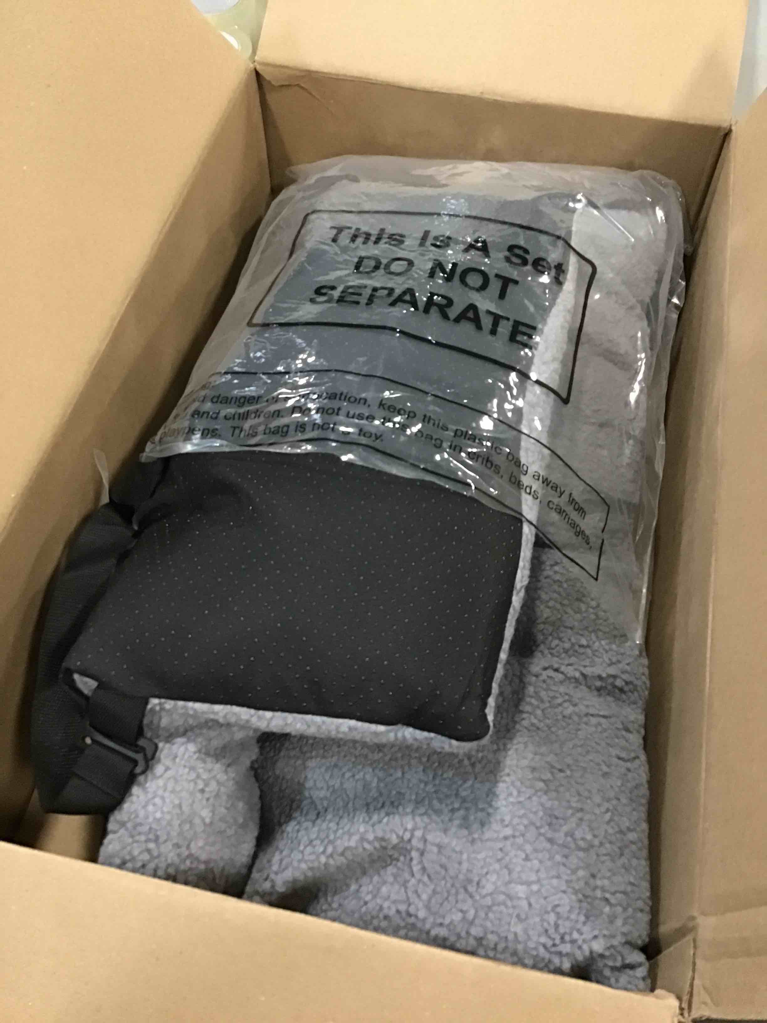 https://s3.amazonaws.com/lotting-images-prod/bidfta/BLU5721031_1715689111061.jpeg