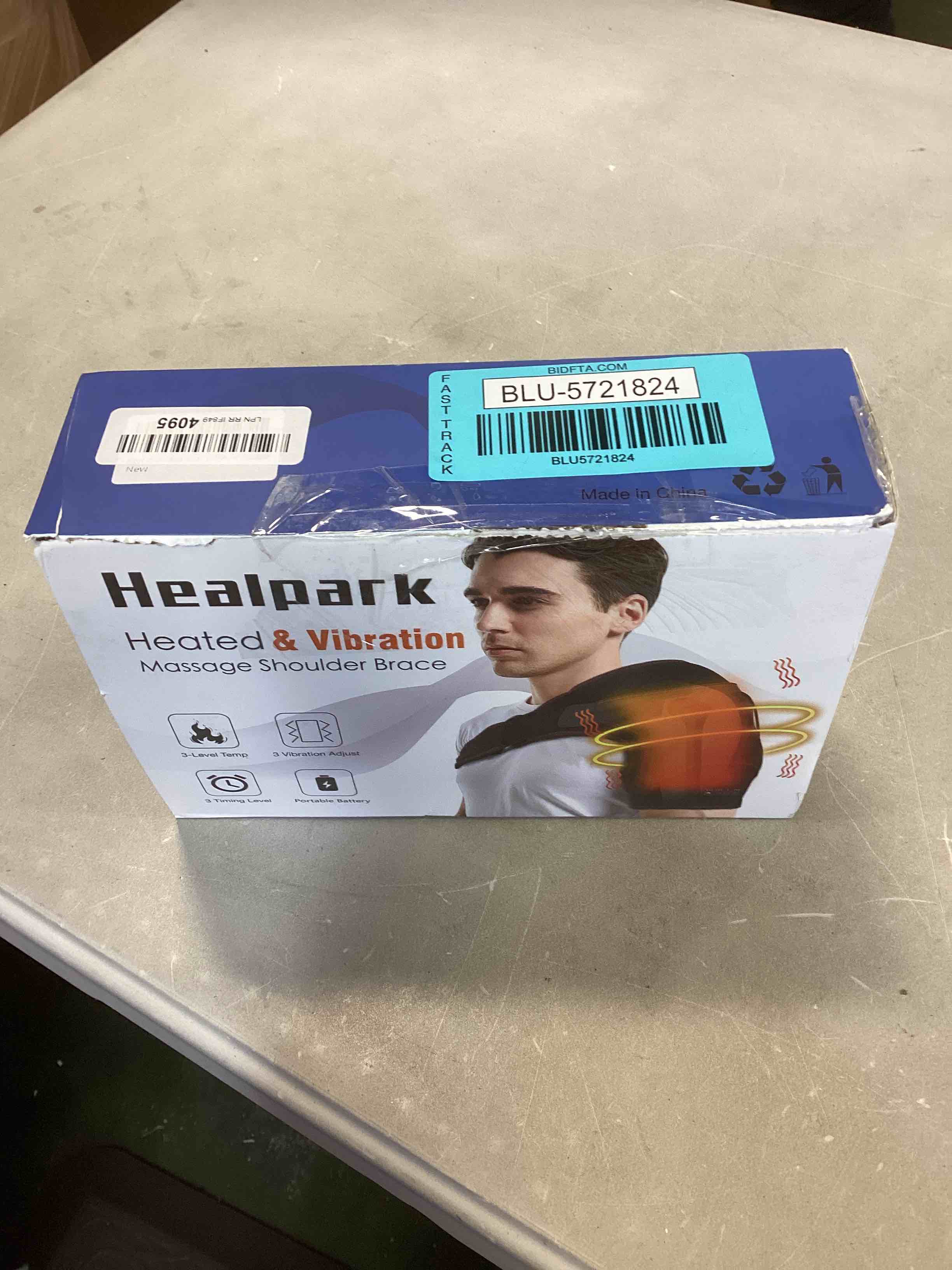 https://s3.amazonaws.com/lotting-images-prod/bidfta/BLU5721824_1714661387957.jpeg