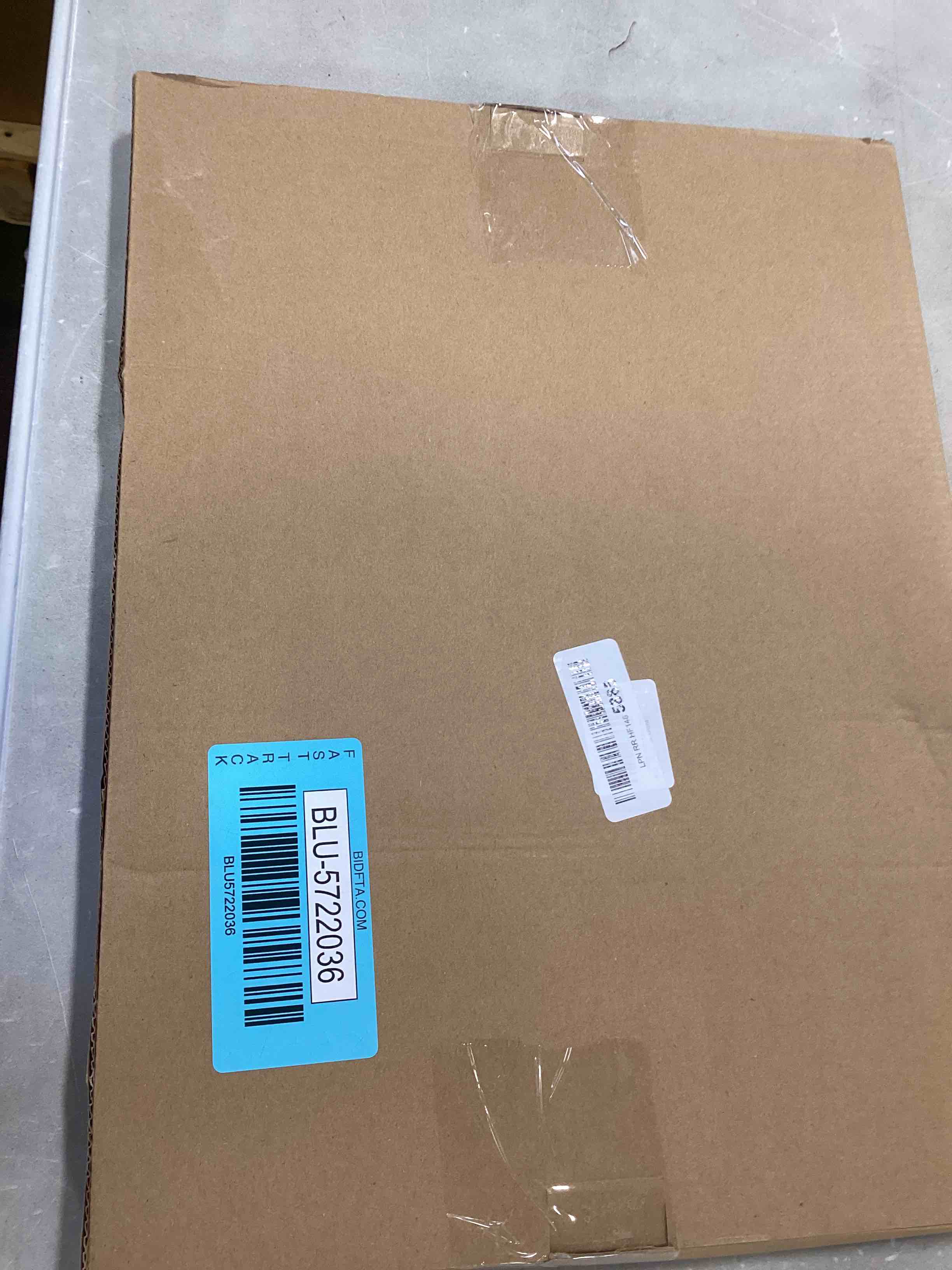 https://s3.amazonaws.com/lotting-images-prod/bidfta/BLU5722036_1714997954030.jpeg