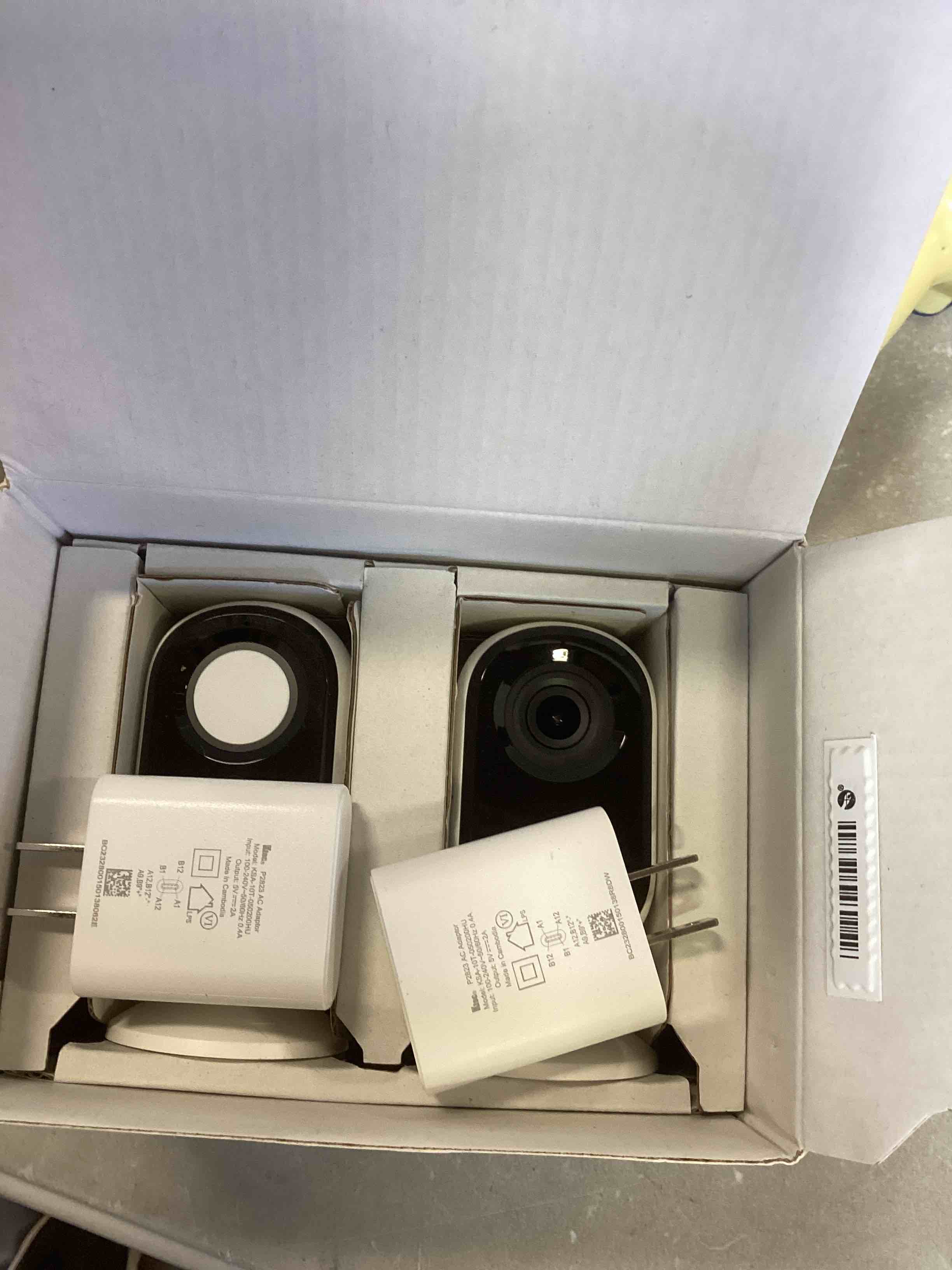 https://s3.amazonaws.com/lotting-images-prod/bidfta/BLU5722578_1715187749731.jpeg