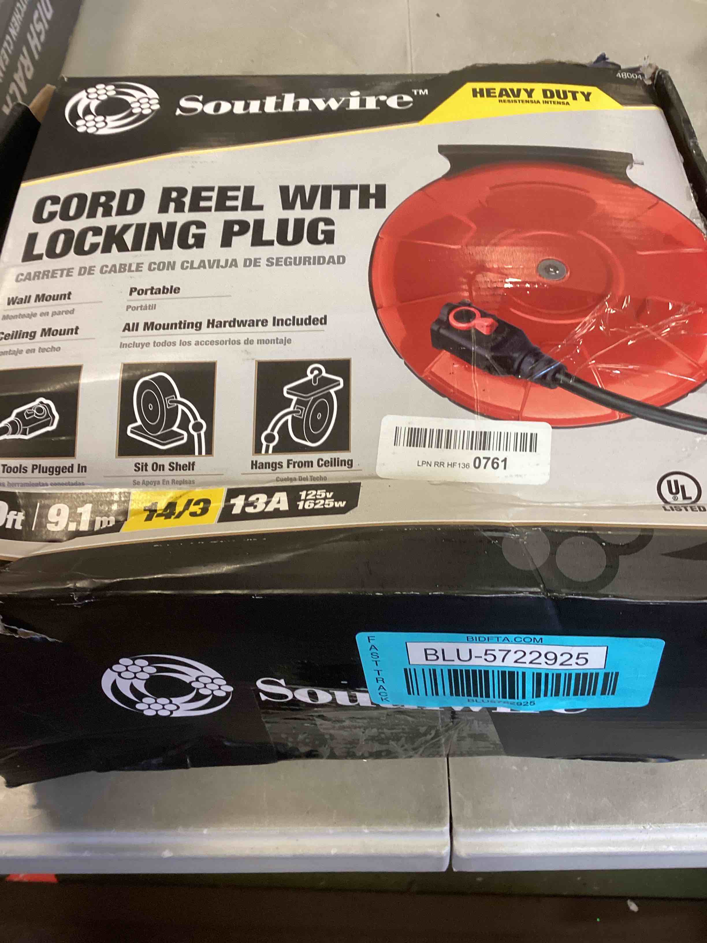 https://s3.amazonaws.com/lotting-images-prod/bidfta/BLU5722925_1715351085889.jpeg