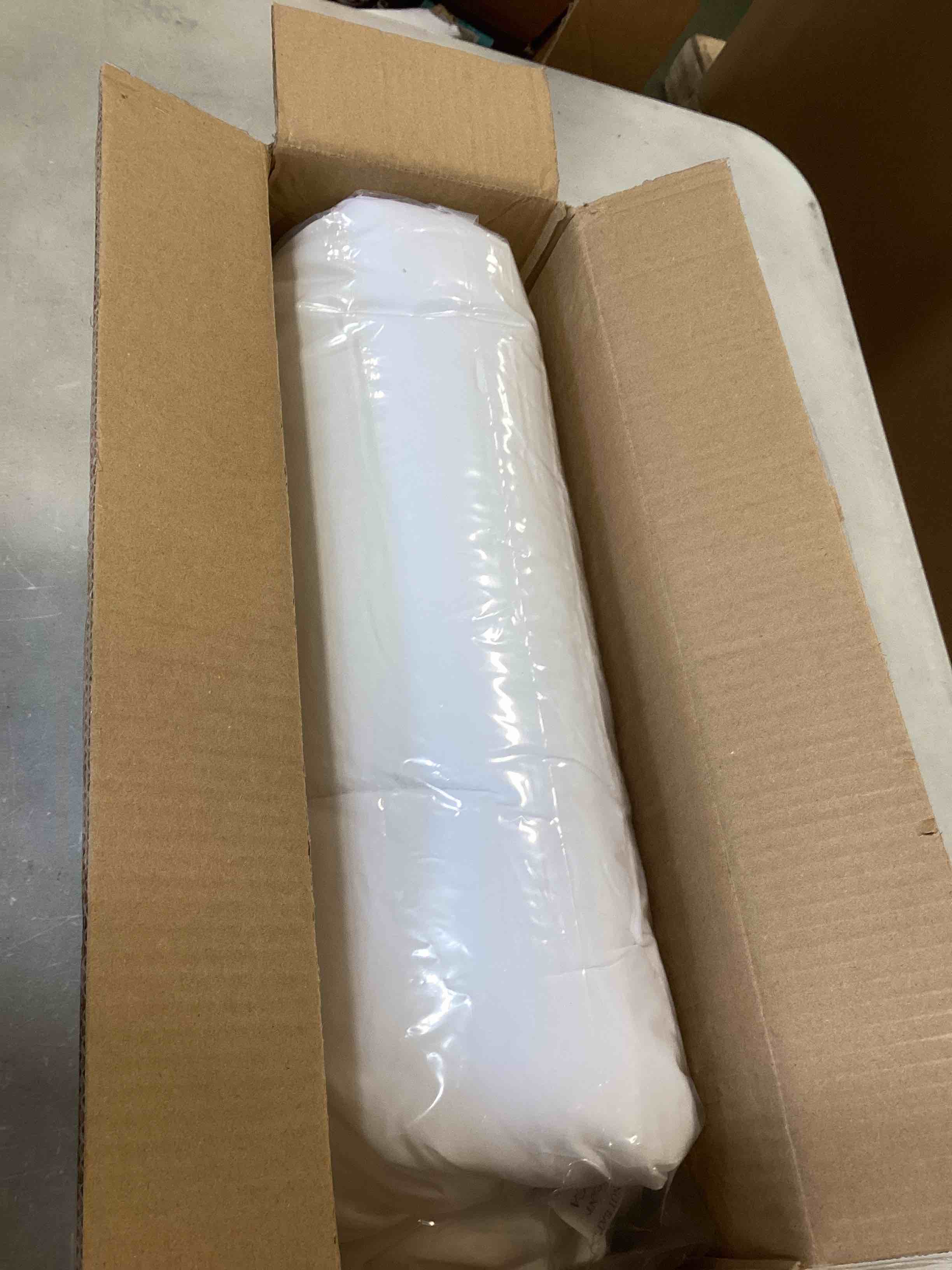 https://s3.amazonaws.com/lotting-images-prod/bidfta/BLU5722936_1715352334568.jpeg