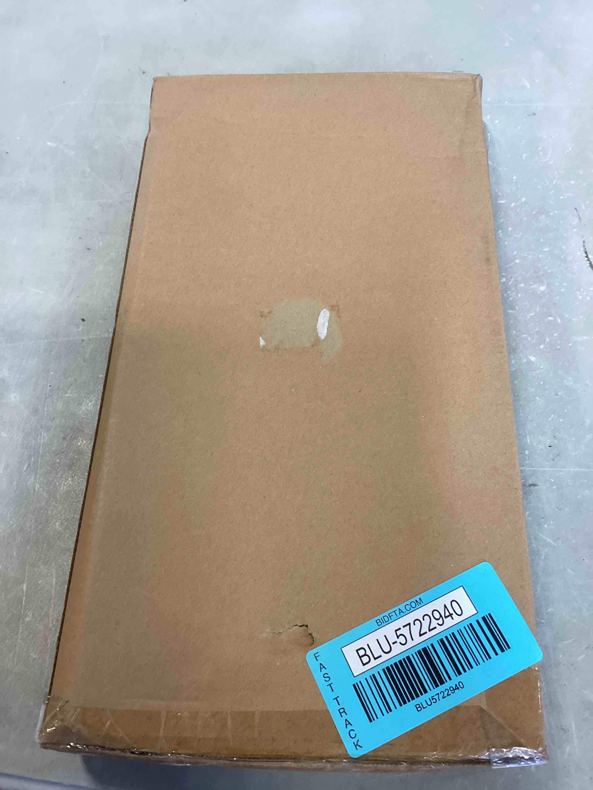 https://s3.amazonaws.com/lotting-images-prod/bidfta/BLU5722940_1715352658785.jpeg