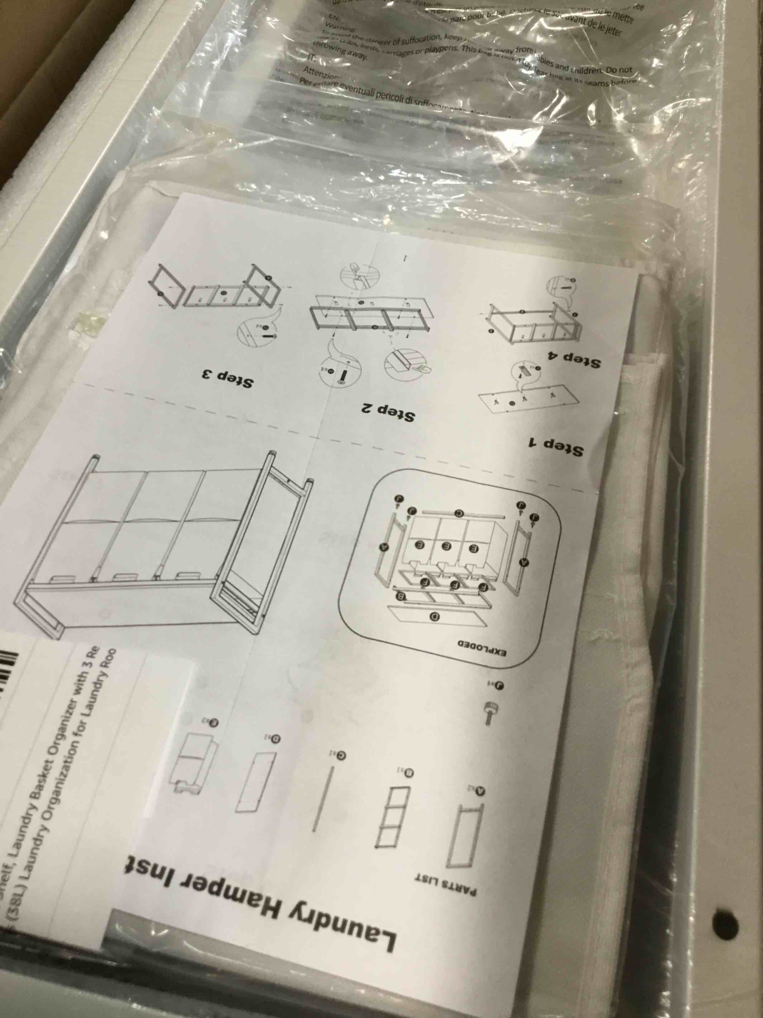 https://s3.amazonaws.com/lotting-images-prod/bidfta/BLU5722953_1714587850596.jpeg