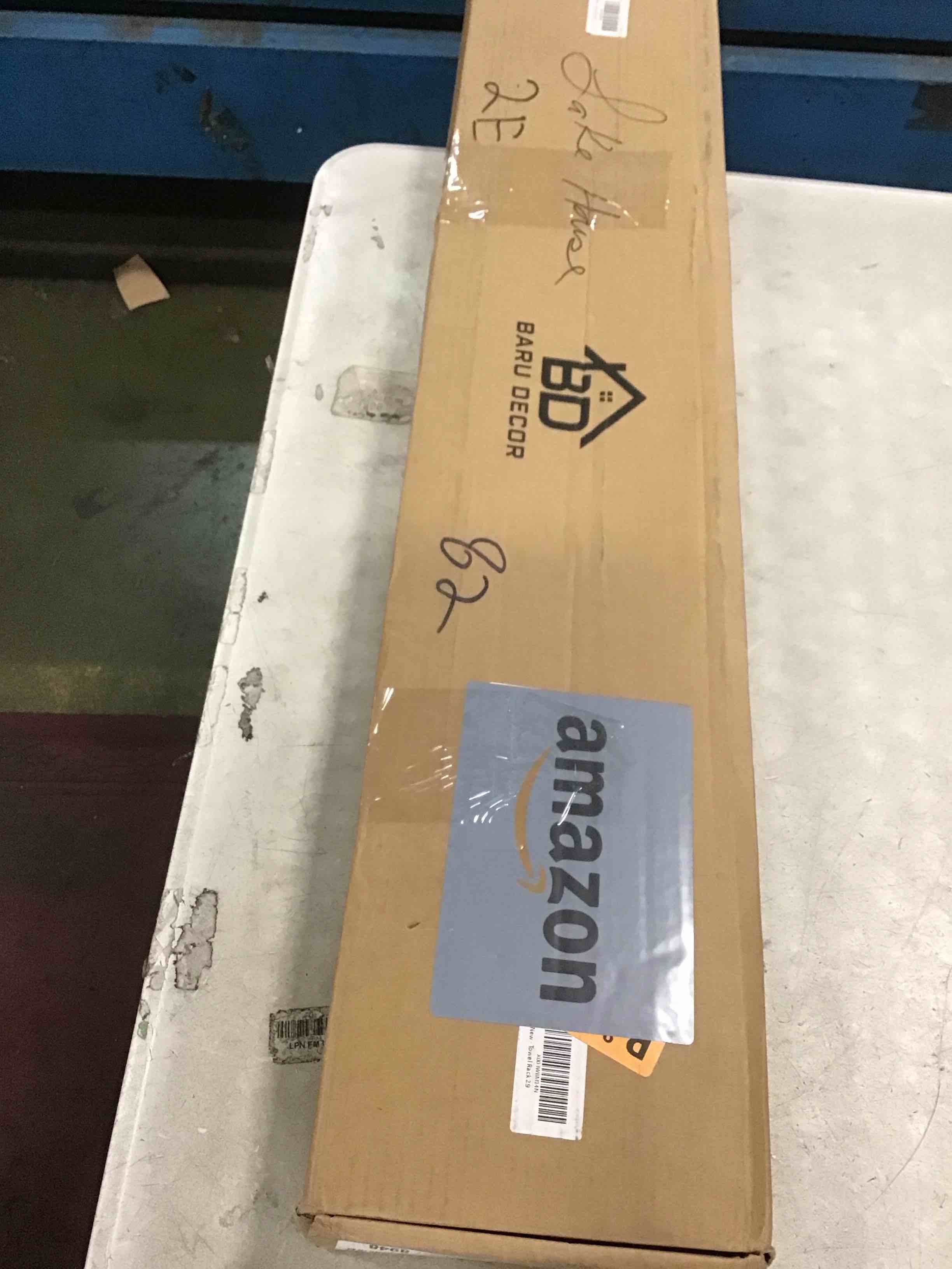 https://s3.amazonaws.com/lotting-images-prod/bidfta/BLU5724139_1715265012693.jpeg
