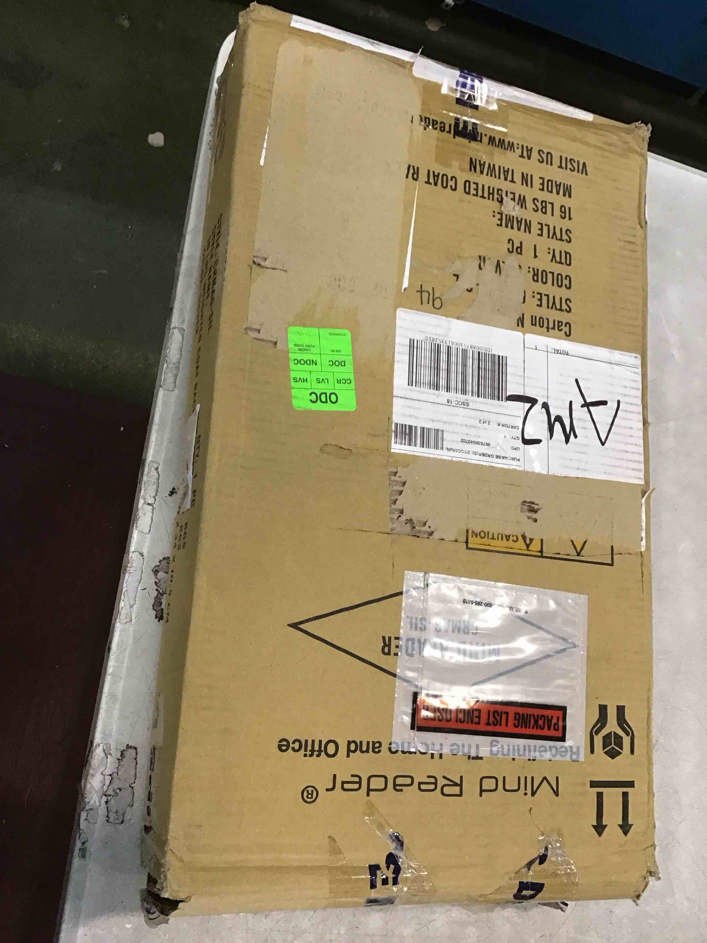 https://s3.amazonaws.com/lotting-images-prod/bidfta/BLU5724209_1715276329595.jpeg