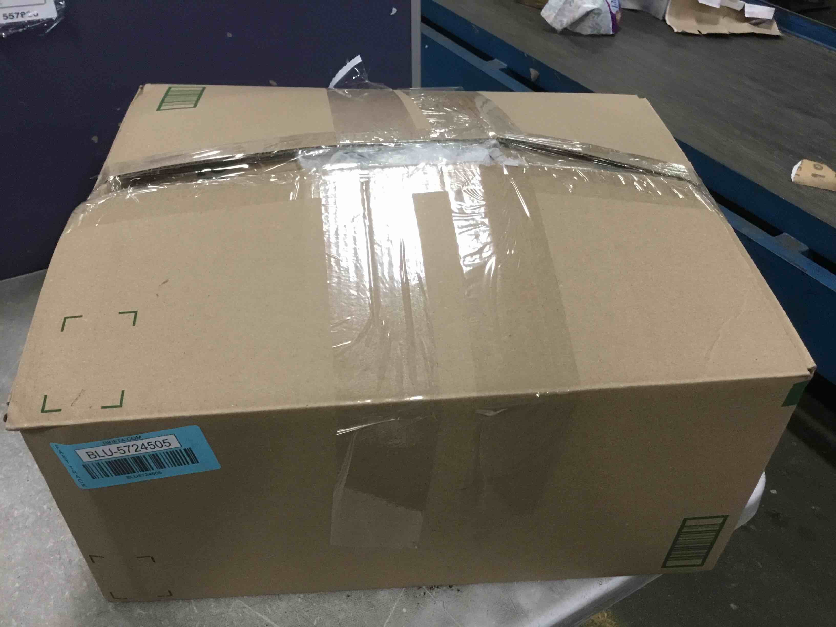 https://s3.amazonaws.com/lotting-images-prod/bidfta/BLU5724505_1714735522450.jpeg