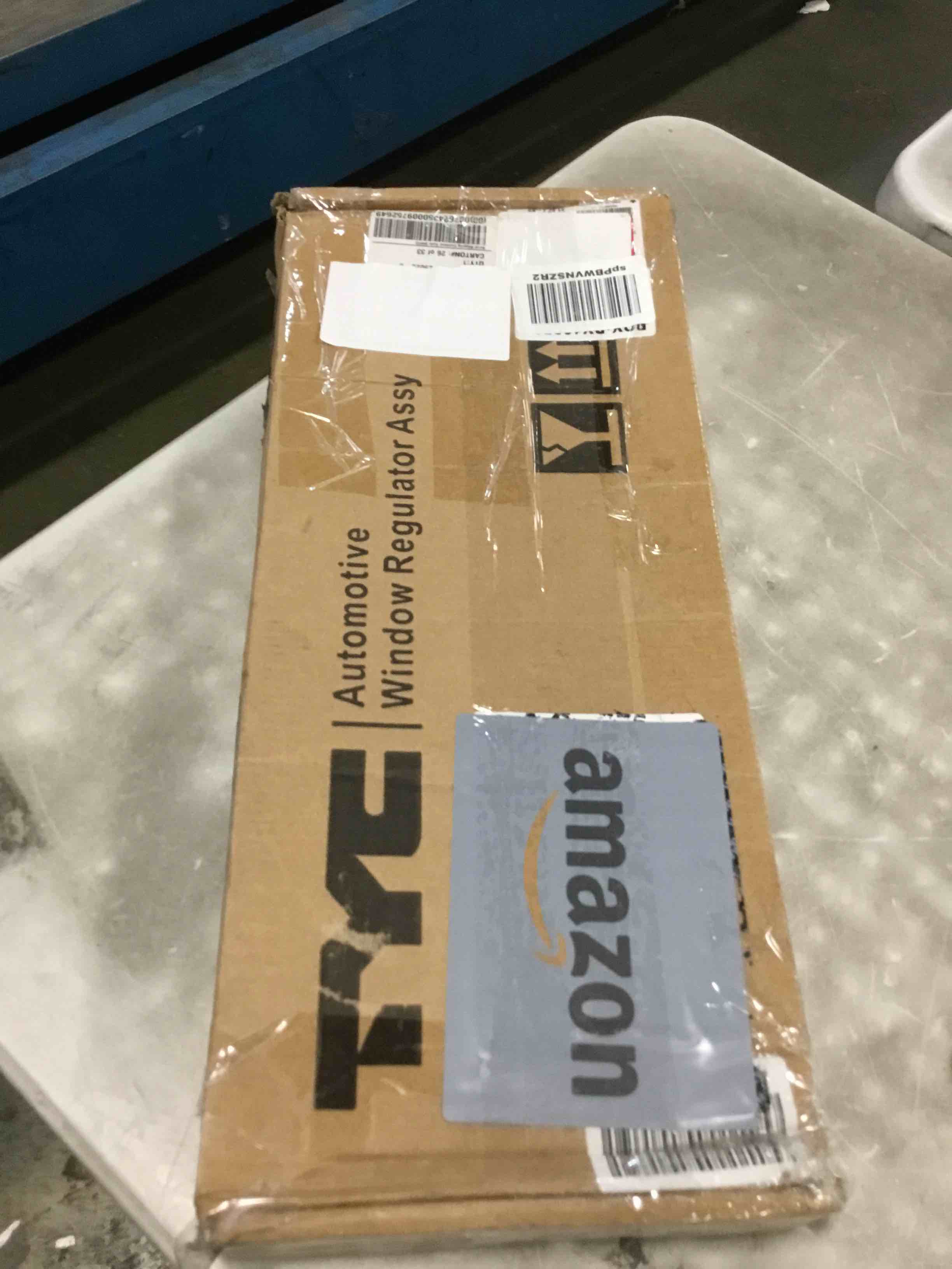 https://s3.amazonaws.com/lotting-images-prod/bidfta/BLU5724872_1715003874563.jpeg