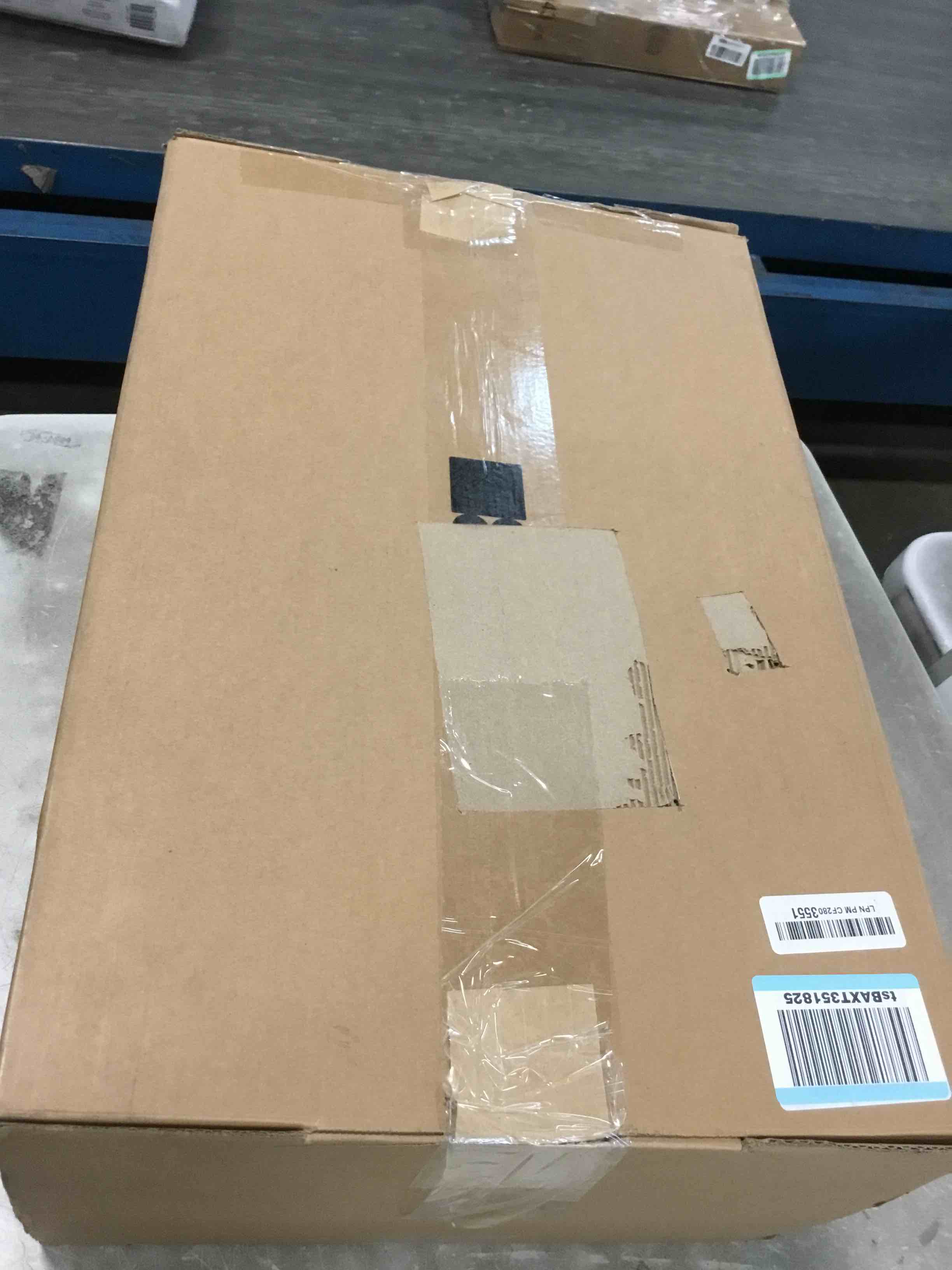https://s3.amazonaws.com/lotting-images-prod/bidfta/BLU5724903_1715008115609.jpeg